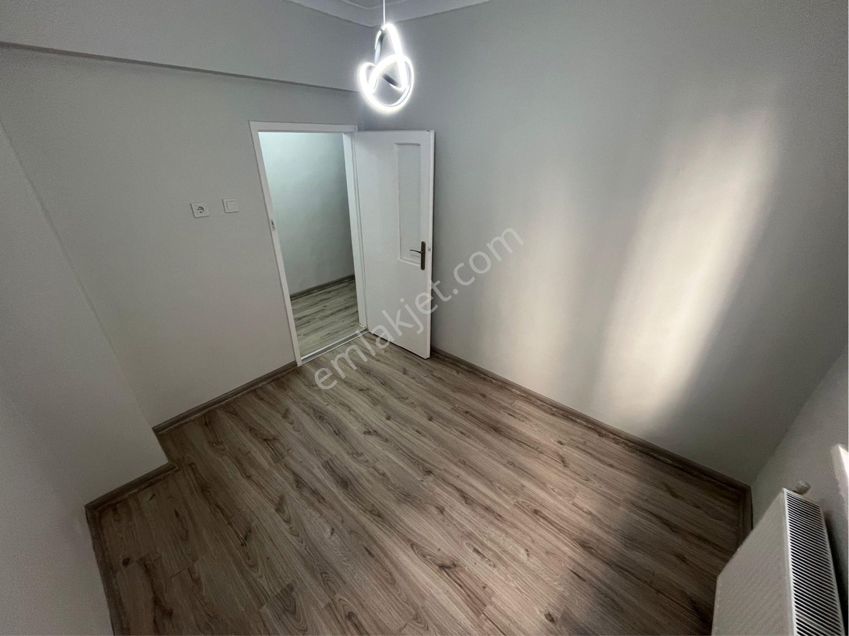 Mareşal Çakmak Mah'de 3+1 110 M² Yüksek Giriş Full Yapılı Daire. - Görsel 6