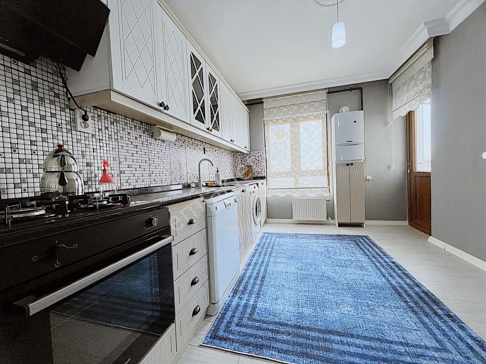 Barıştepede Manzaralı 7.kat Fulyapılı Merkezi Lokasyonda Kiralık - Görsel 25