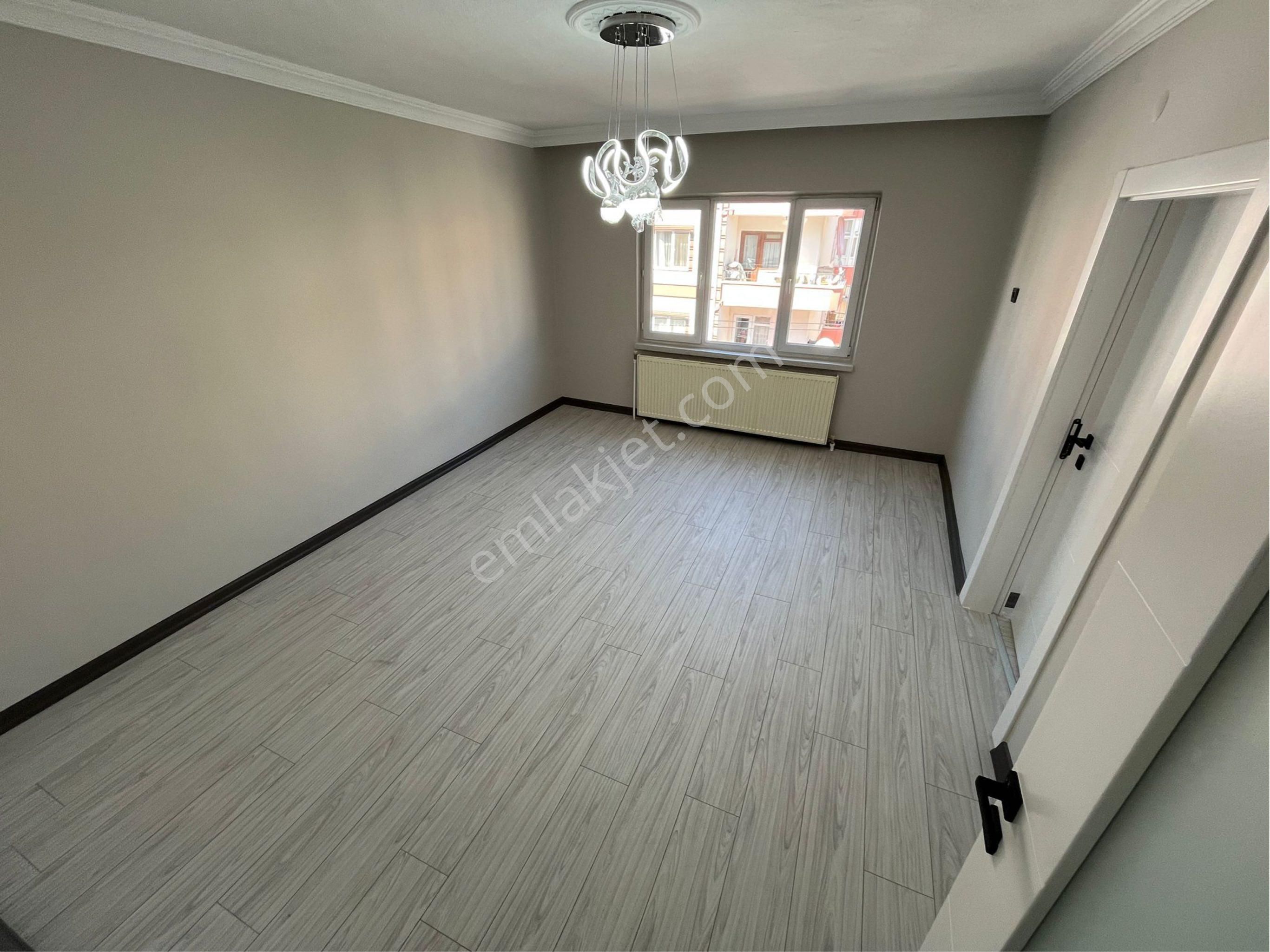 İstasyon Mahallesinde Full Yapılı Ara Katta 3+1 Satılık Daire.. - Görsel 5