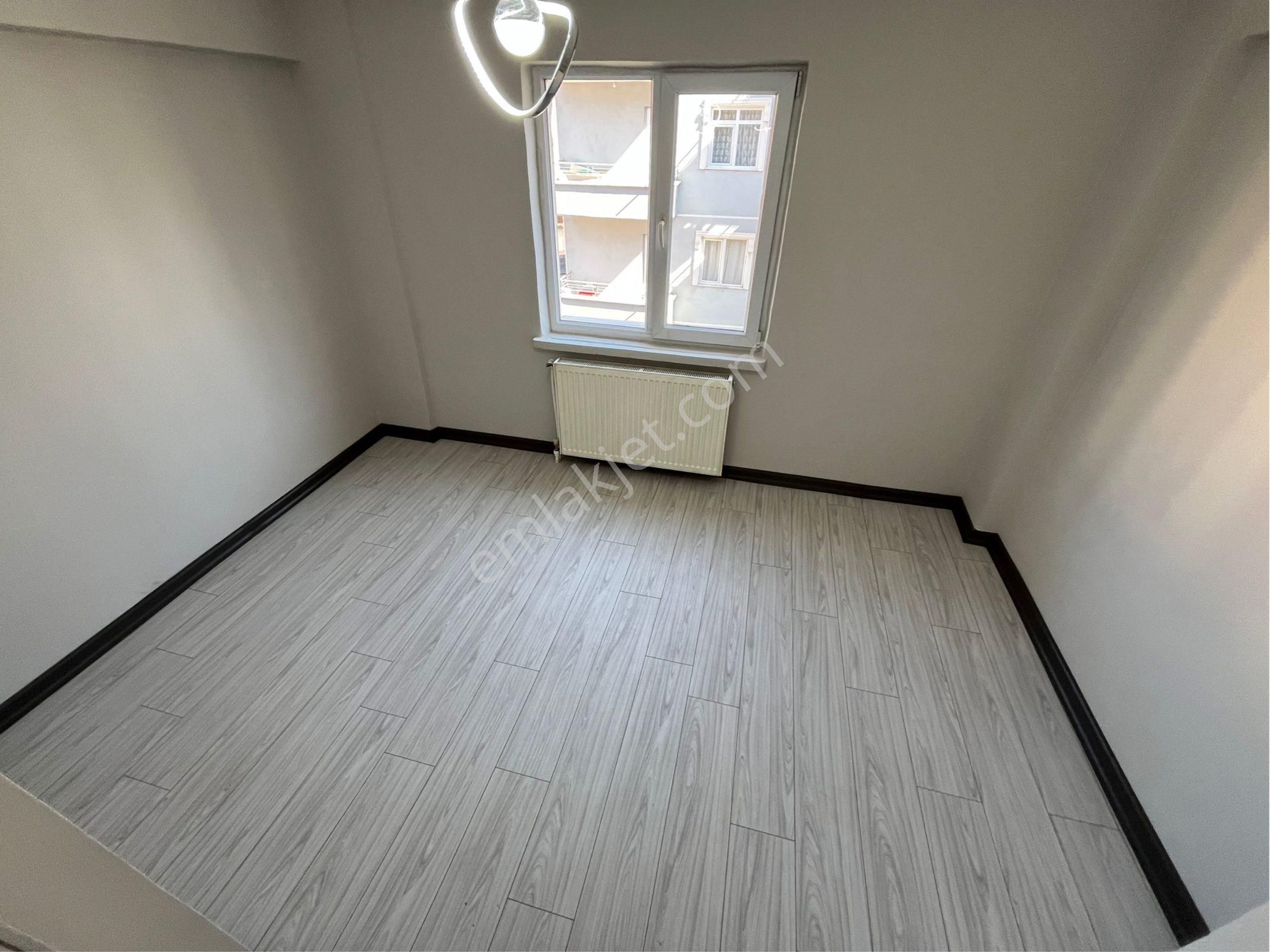 İstasyon Mahallesinde Full Yapılı Ara Katta 3+1 Satılık Daire.. - Görsel 12