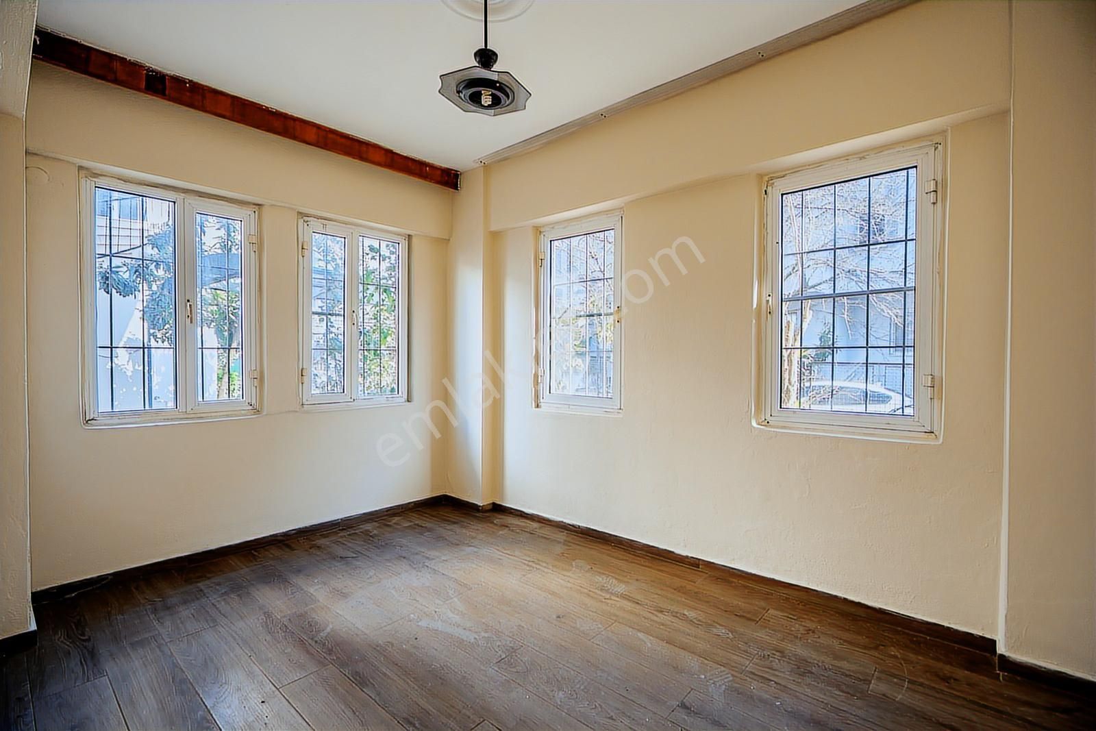 Marmaris Merkez Sarıana Mahallesinde 2+1 Kiralık Ferah Daire - Görsel 17