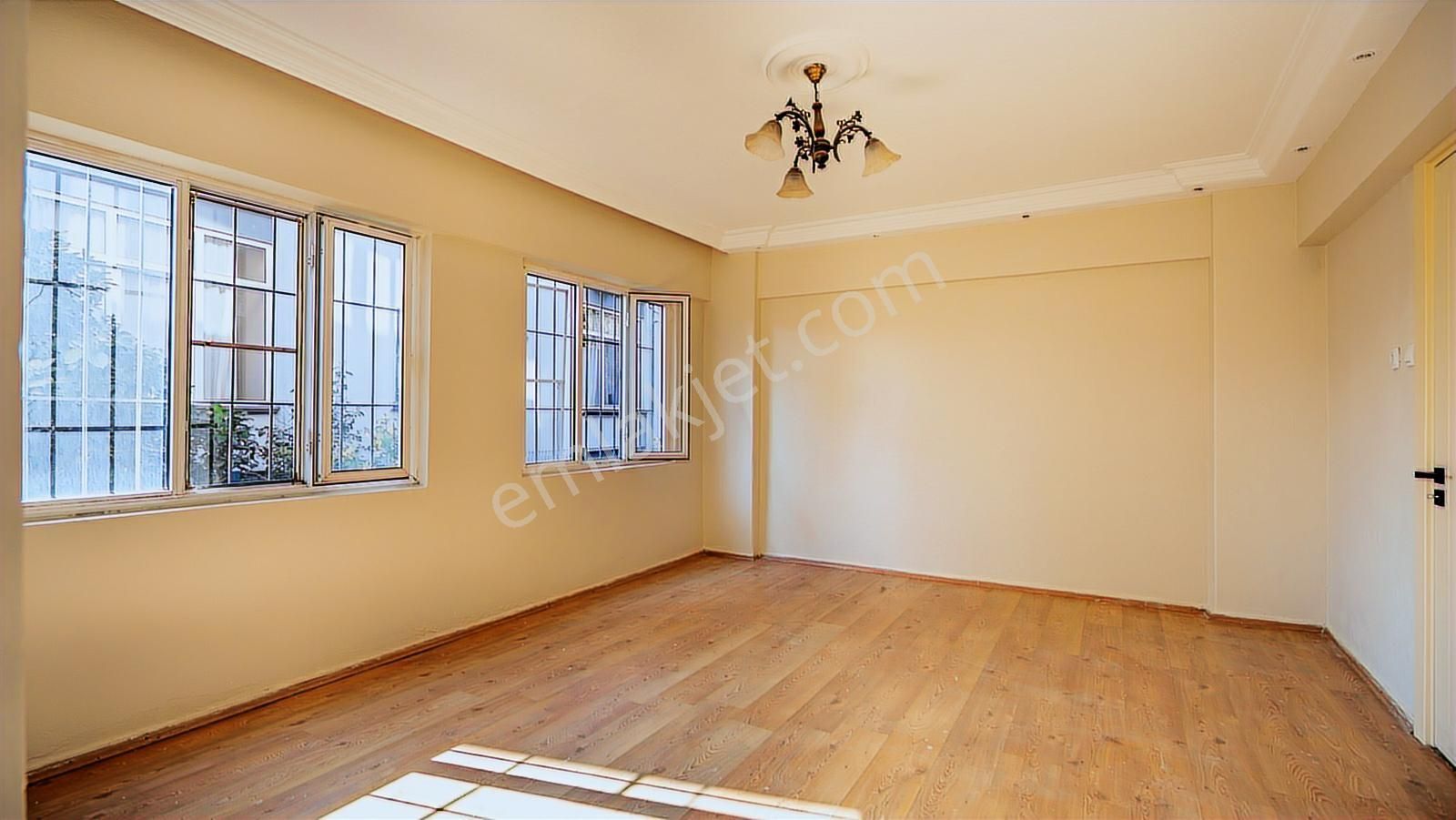 Marmaris Merkez Sarıana Mahallesinde 2+1 Kiralık Ferah Daire - Görsel 19