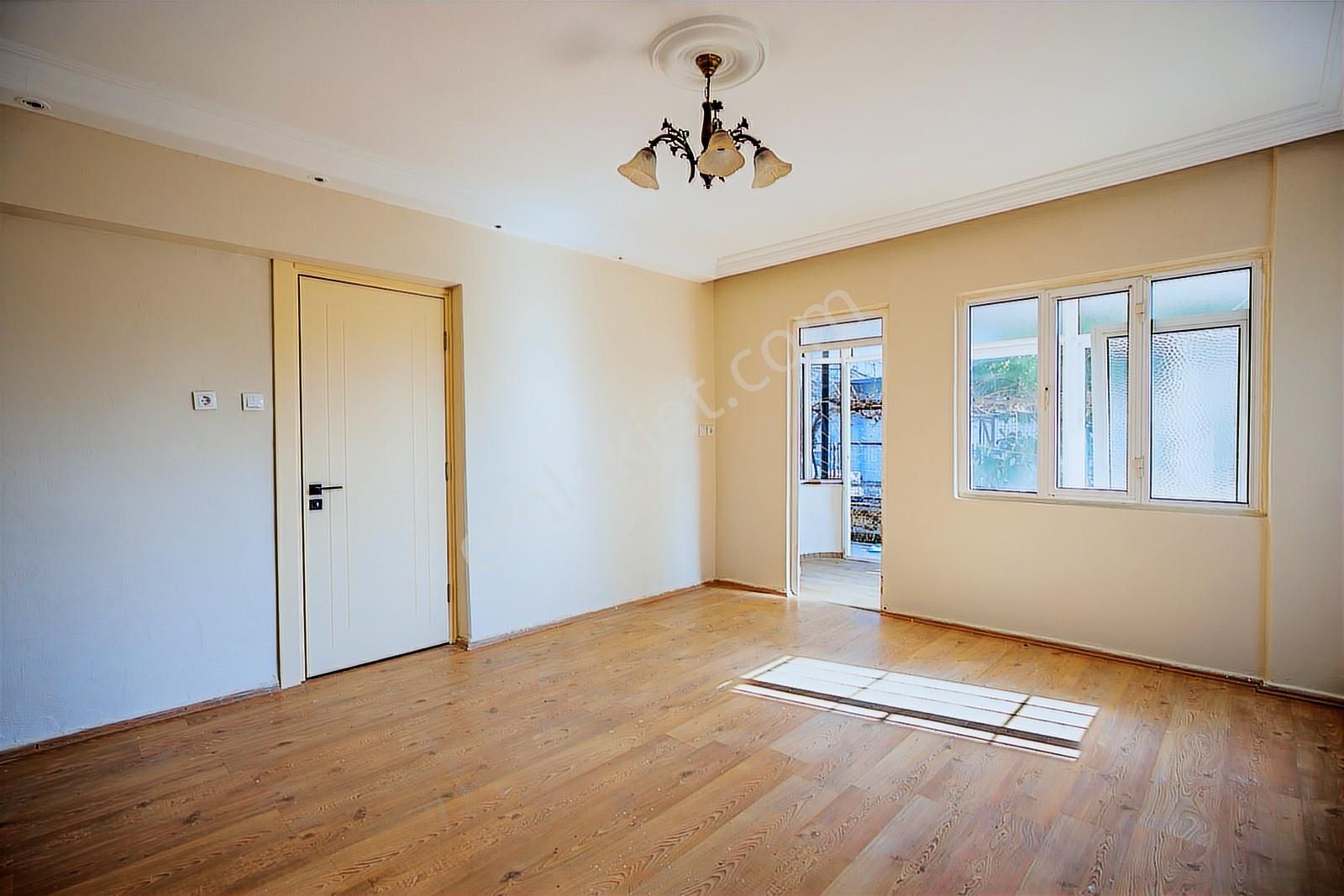 Marmaris Merkez Sarıana Mahallesinde 2+1 Kiralık Ferah Daire - Görsel 7