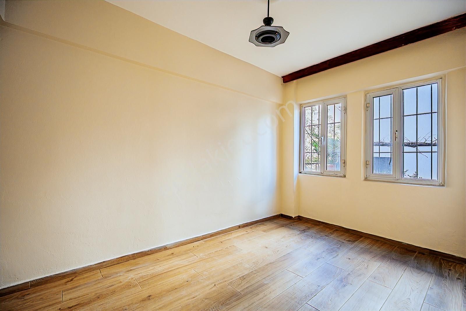 Marmaris Merkez Sarıana Mahallesinde 2+1 Kiralık Ferah Daire - Görsel 26