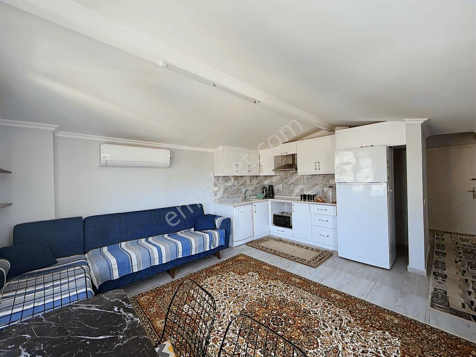 Tuzla Mah'de Uzun Dönem Eşyalı Kiralık 2+1 Daire