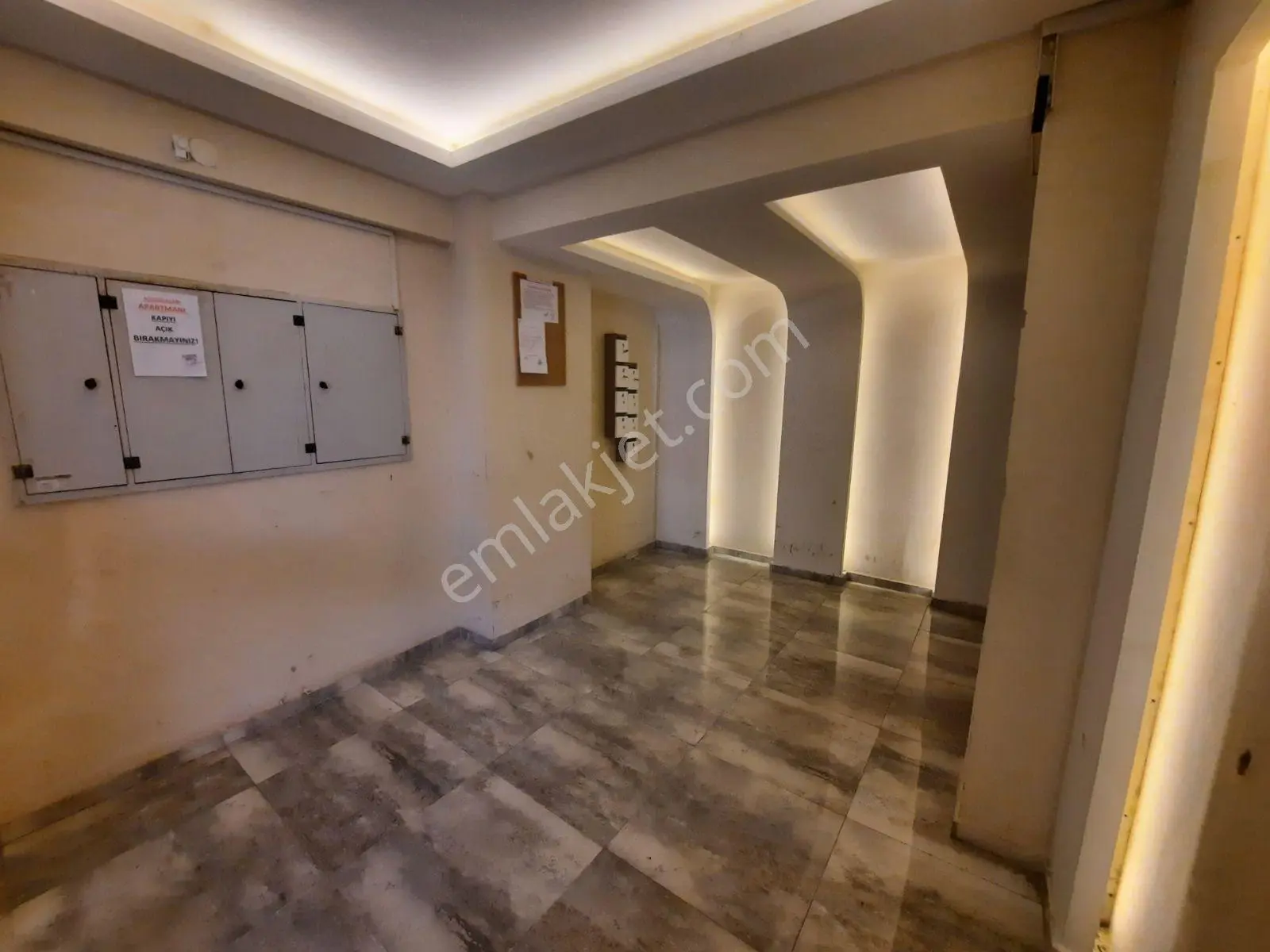 Üniversite Yolunda-2+1 Daire-yatırımlık-kiracısı İçinde. - Görsel 2