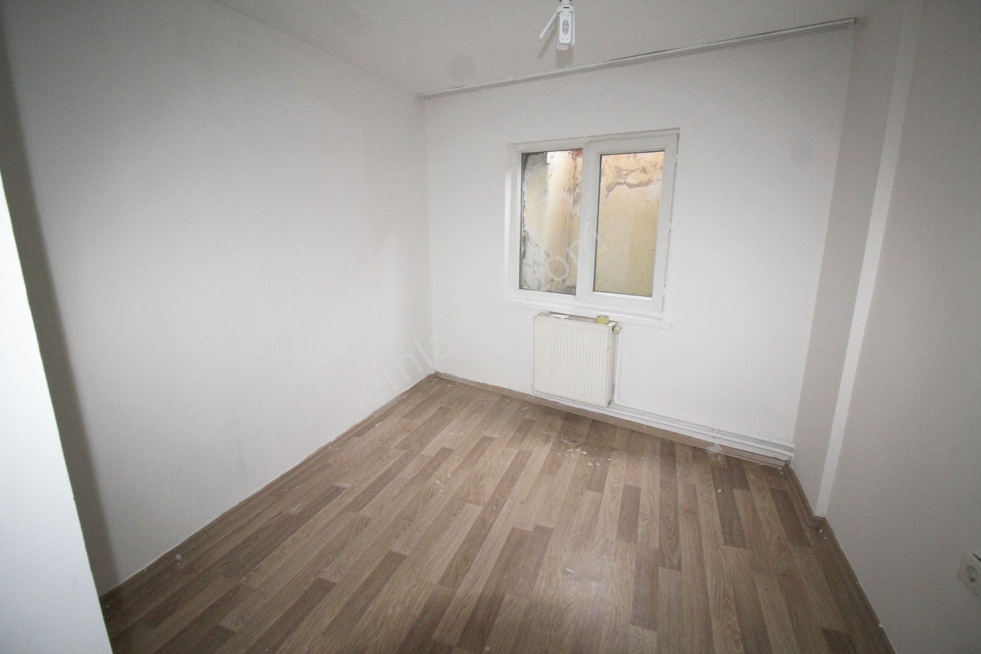 Krc'den Mamak Caddesi Üzerinde 3+1 Kiralık Daire - Görsel 8