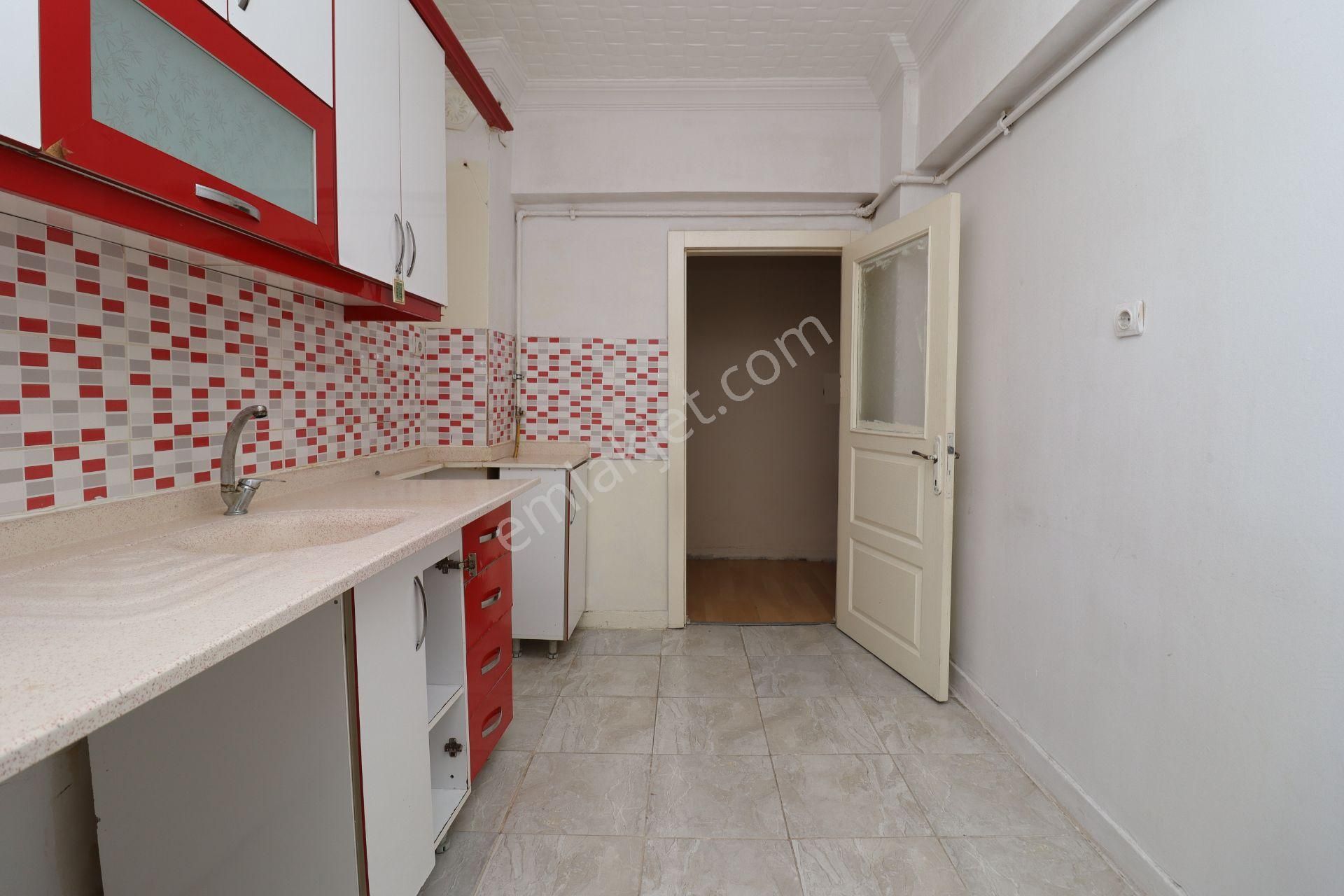 Akif'ten Sincan Tandoğan Mahallesinde 2+1 Bahçe Katı Kiralık Daire - Görsel 13