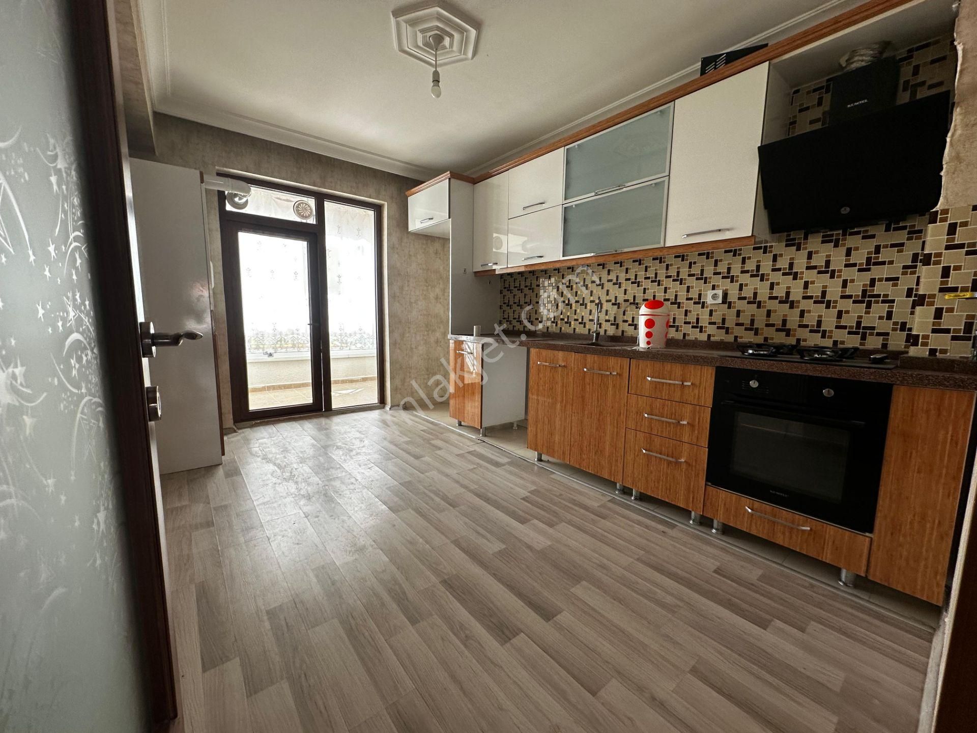 Kanunide Yeni Binada Ful Yapılı Ara Katta Kiralık 3+1 Daire - Görsel 5