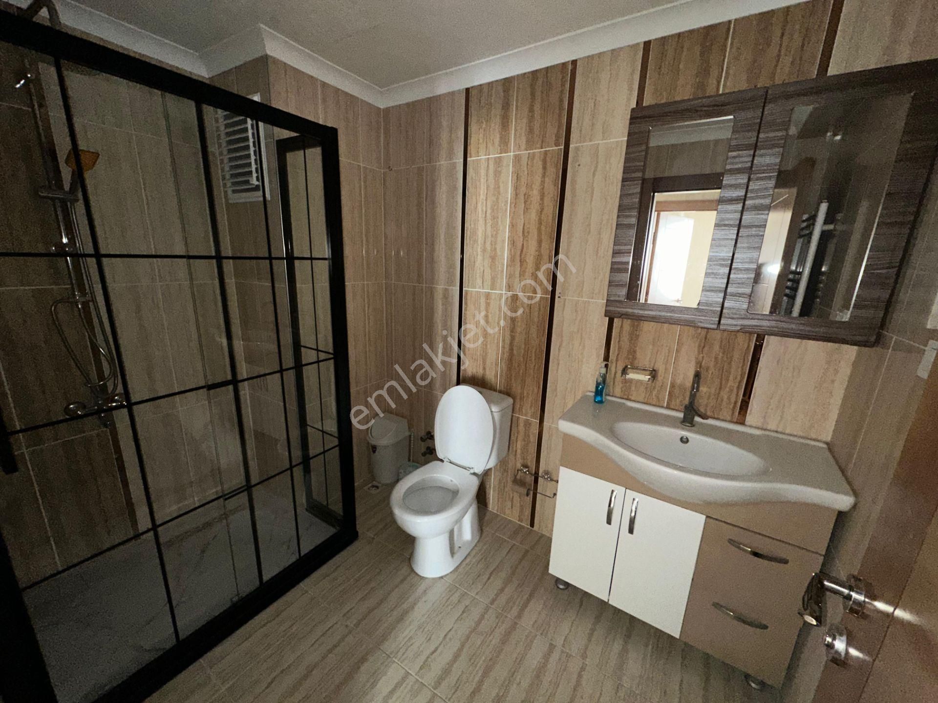 Kanunide Yeni Binada Ful Yapılı Ara Katta Kiralık 3+1 Daire - Görsel 32