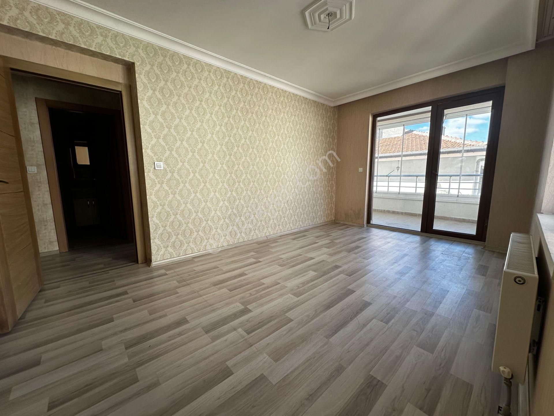 Kanunide Yeni Binada Ful Yapılı Ara Katta Kiralık 3+1 Daire - Görsel 26