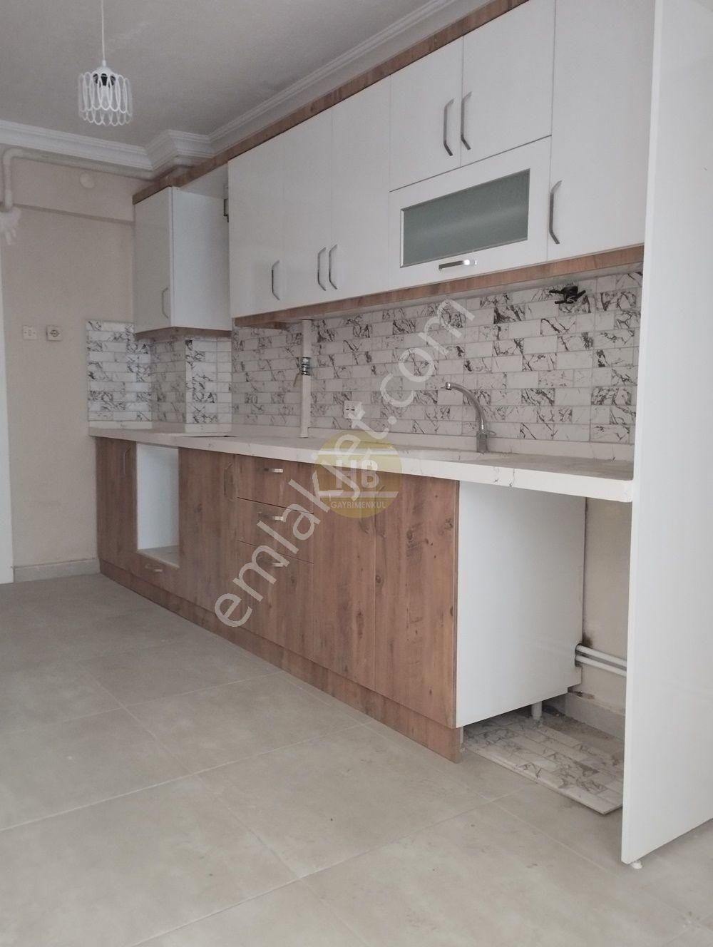 Hb'den 2+1 Kiralık Daire,orta Mah'de Doğalgazlı,klimalı - Görsel 24