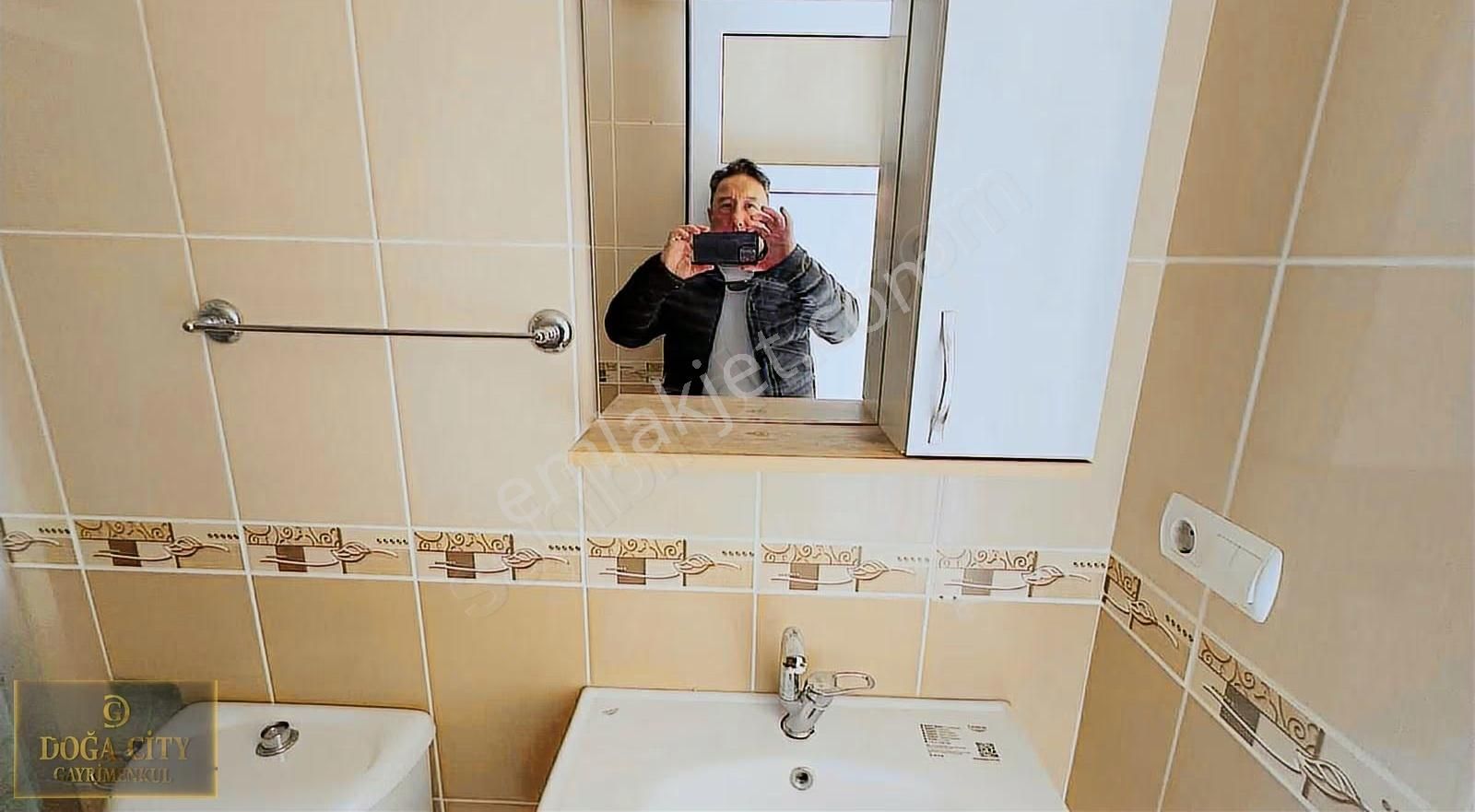 Dalaman Merkezde 4+1 Kapalı Mutfak Satılık Geniş Ferah Daire - Görsel 25