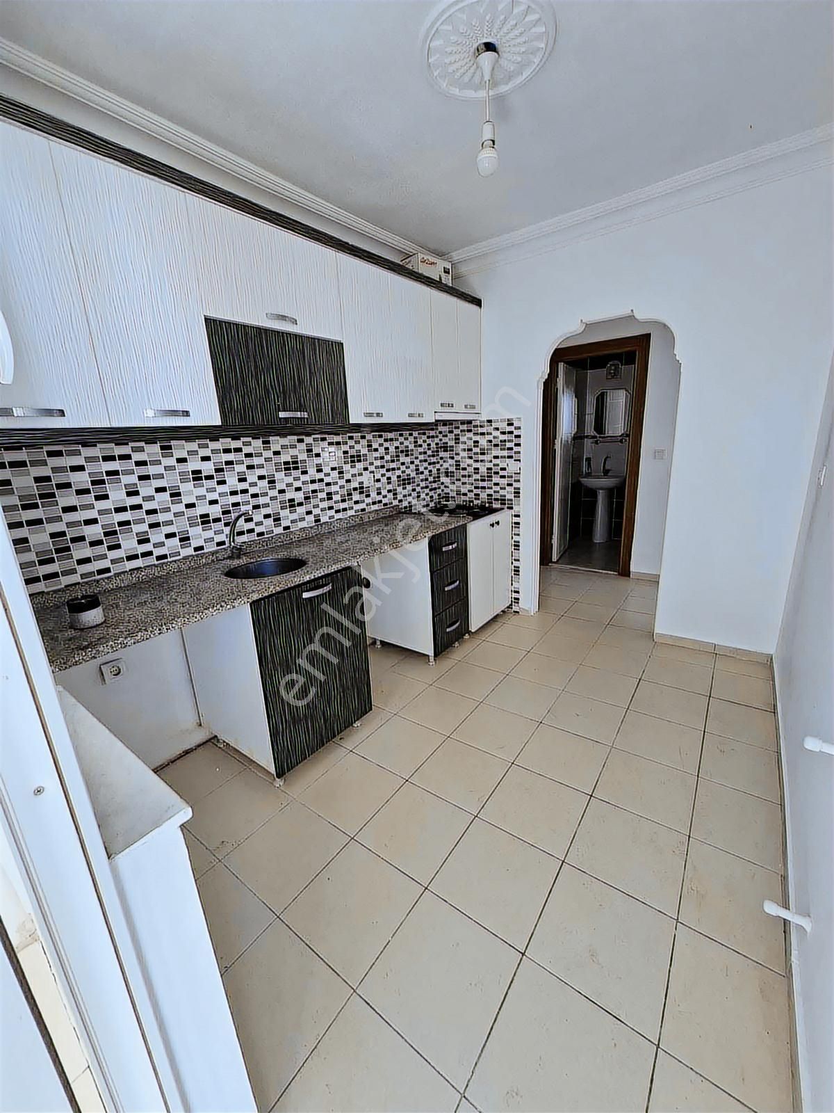 Dünyagöz Karşısı Karşıyaka Mh Satılık 1katta 2+1 90m2 Daire - Görsel 4