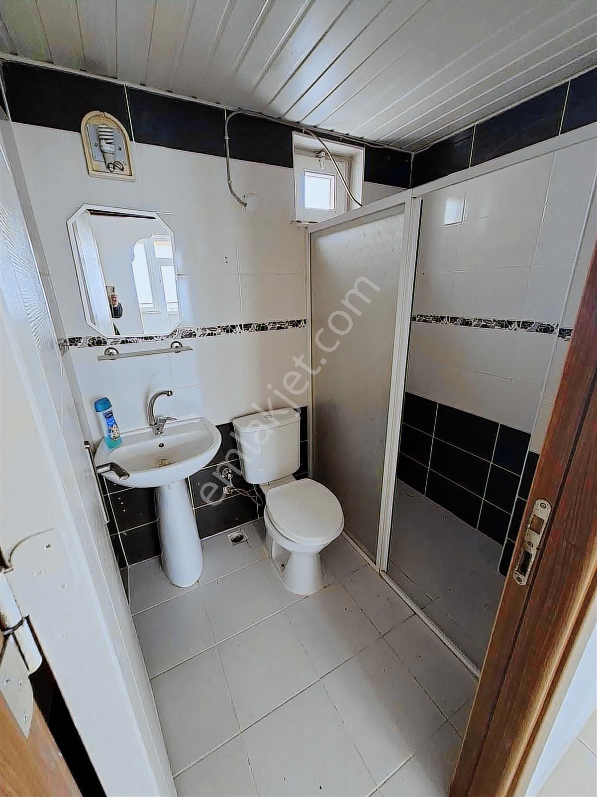 Dünyagöz Karşısı Karşıyaka Mh Satılık 1katta 2+1 90m2 Daire - Görsel 5