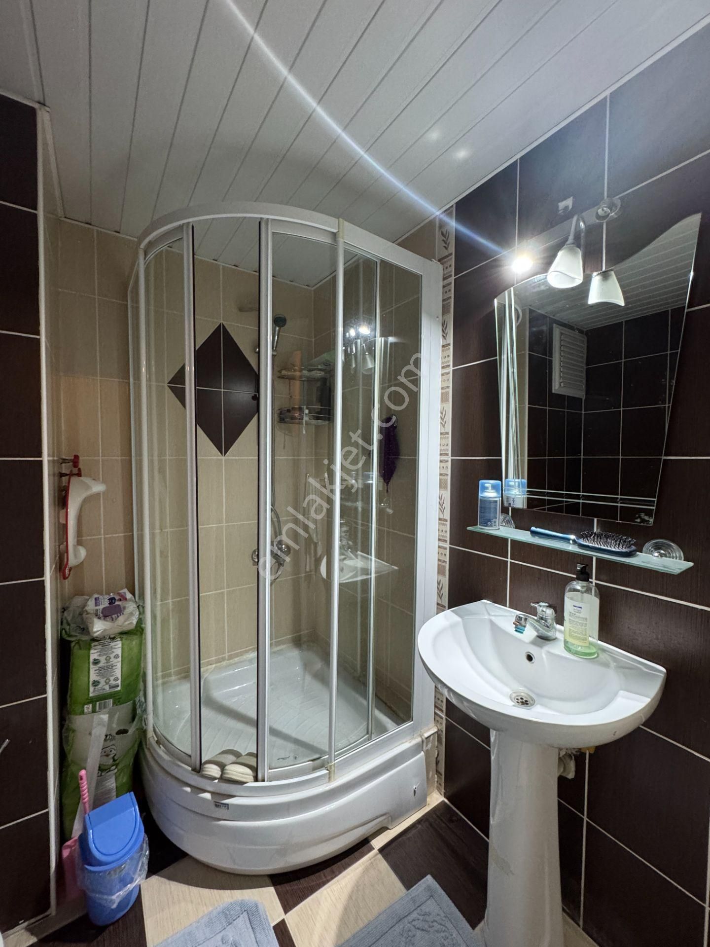 Dutlubahçe 'de Kilerli Geniş Gerçek Y.giriş Fırsat 2+1 - Görsel 25