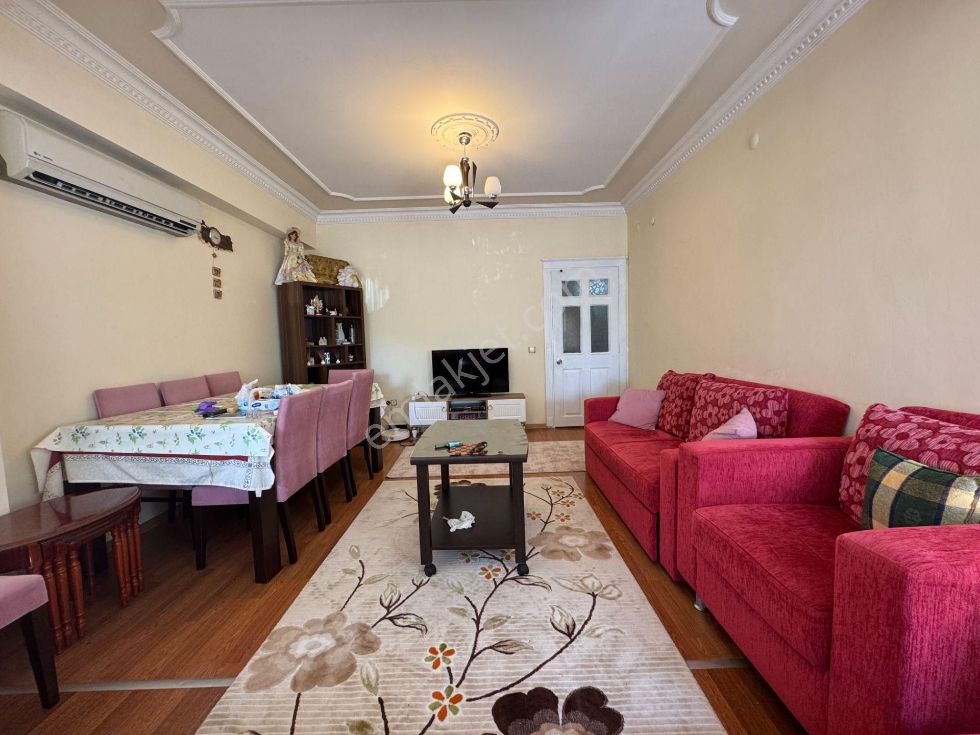 Dutlubahçe 'de Kilerli Geniş Gerçek Y.giriş Fırsat 2+1 - Görsel 3