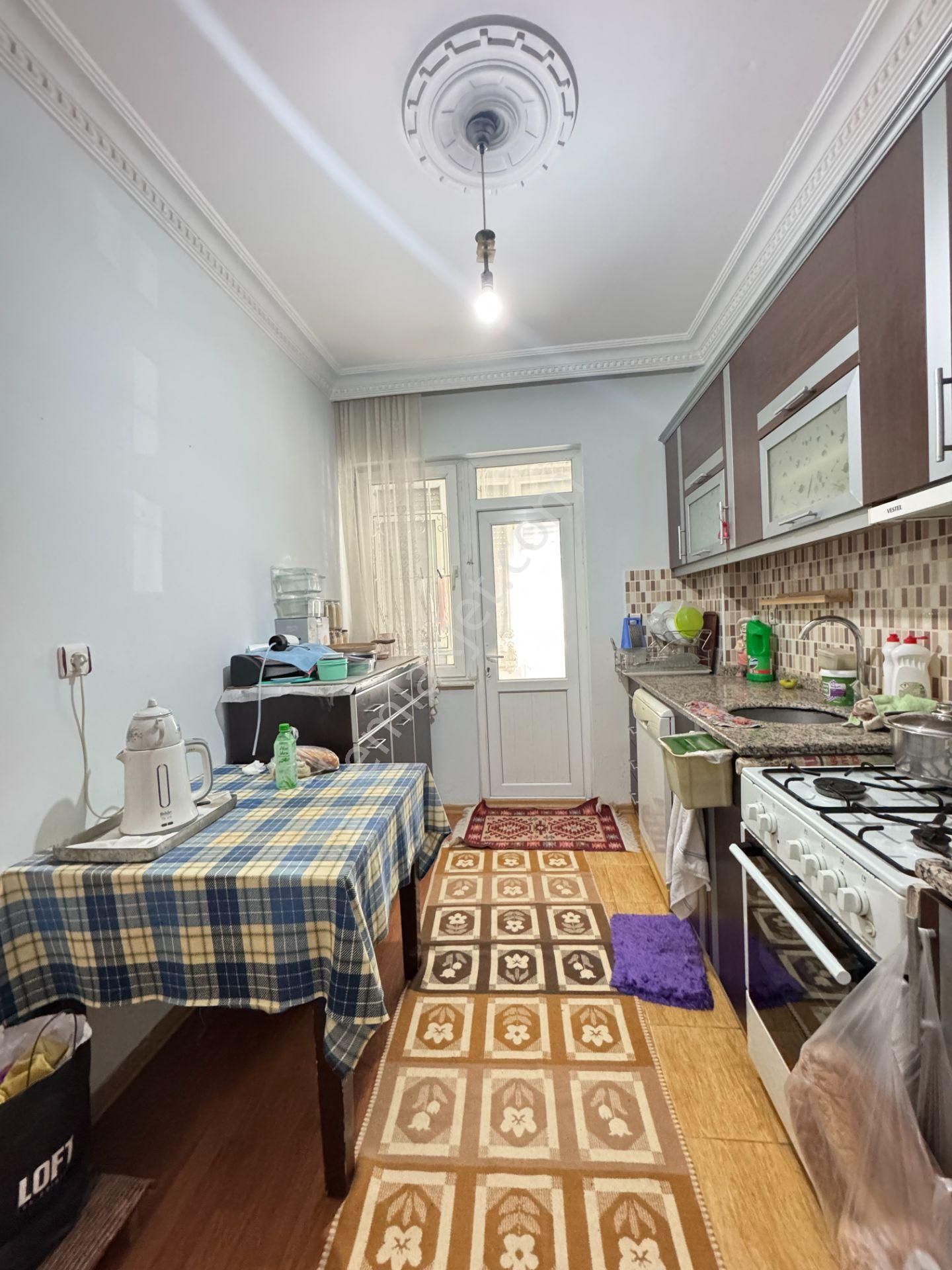 Dutlubahçe 'de Kilerli Geniş Gerçek Y.giriş Fırsat 2+1 - Görsel 8