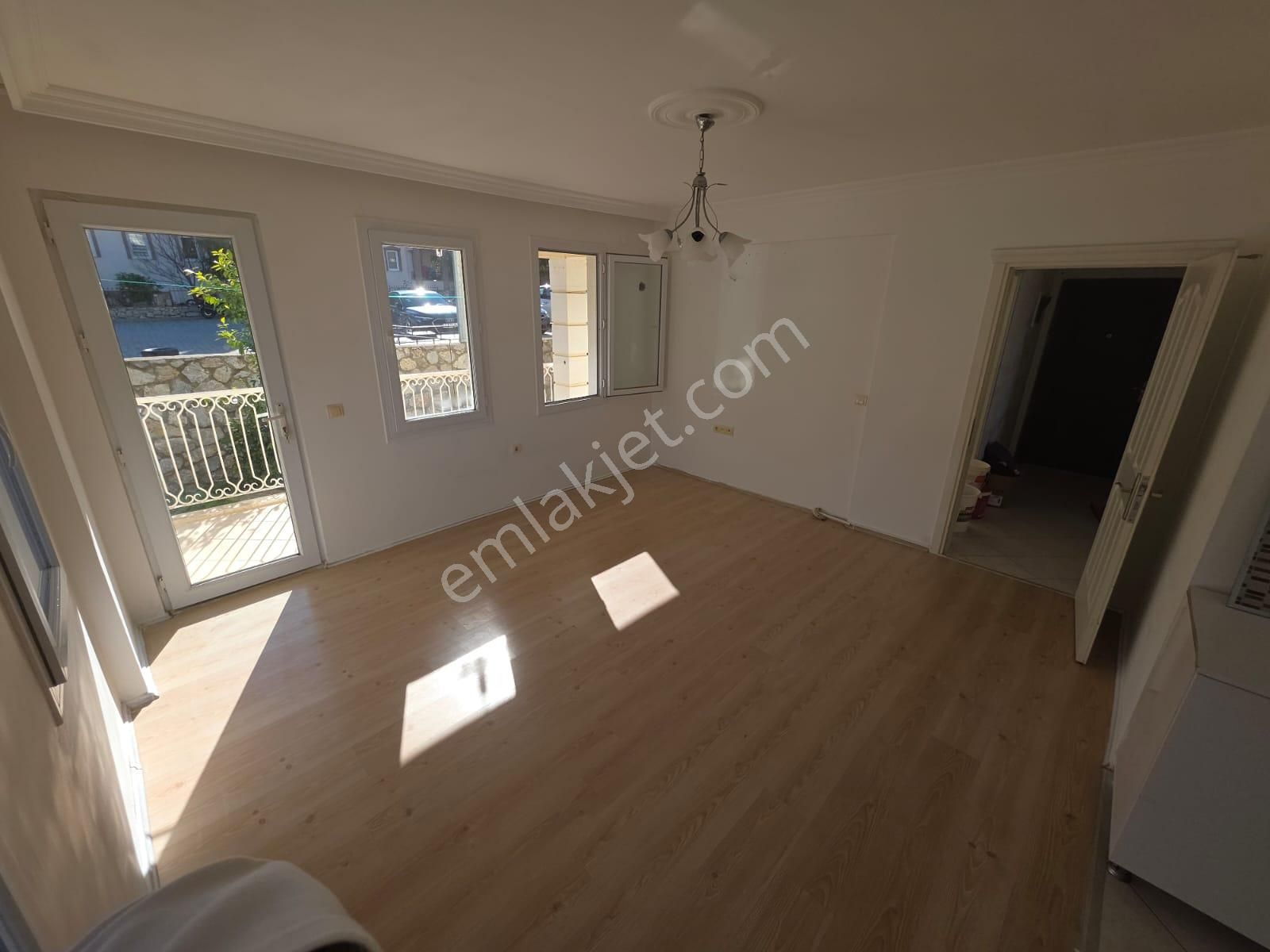 Goldhouse Dan Kiralık Taşyaka Da 2+1 Fırsat Daire - Görsel 9