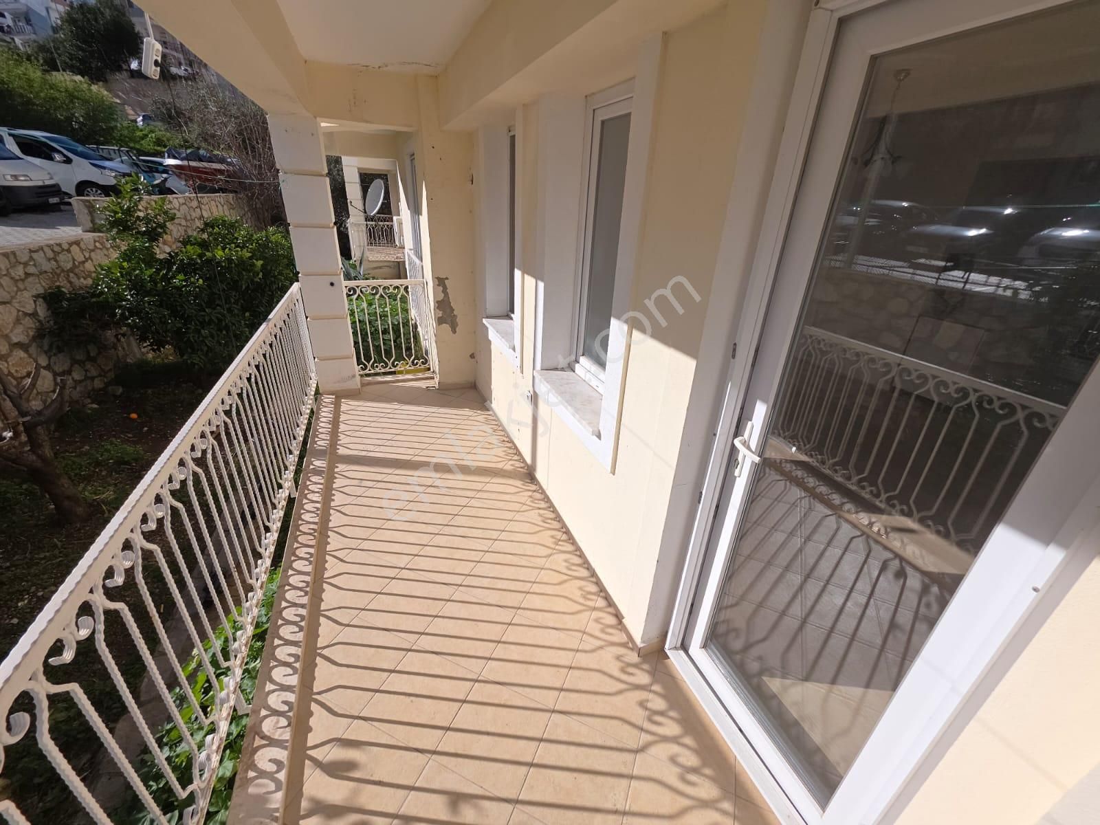 Goldhouse Dan Kiralık Taşyaka Da 2+1 Fırsat Daire - Görsel 10