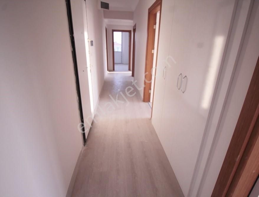 Çobançeşme Abdullah Öğücü Okulu Yakınında 135m2 3+1 İskanl Daire - Görsel 8