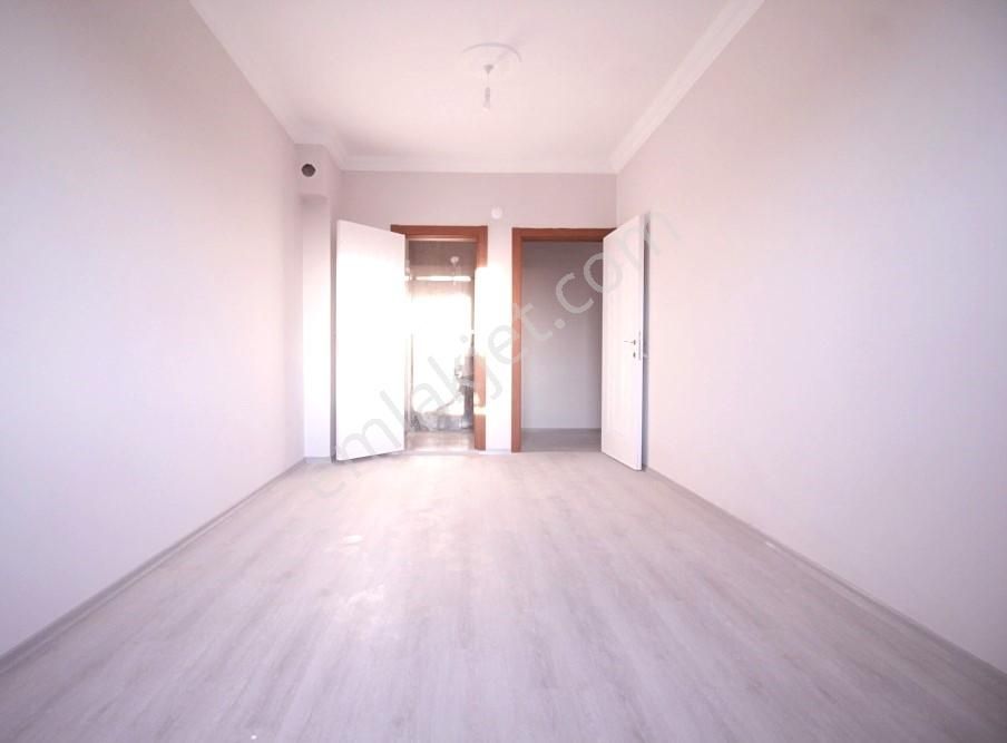 Çobançeşme Abdullah Öğücü Okulu Yakınında 135m2 3+1 İskanl Daire - Görsel 6