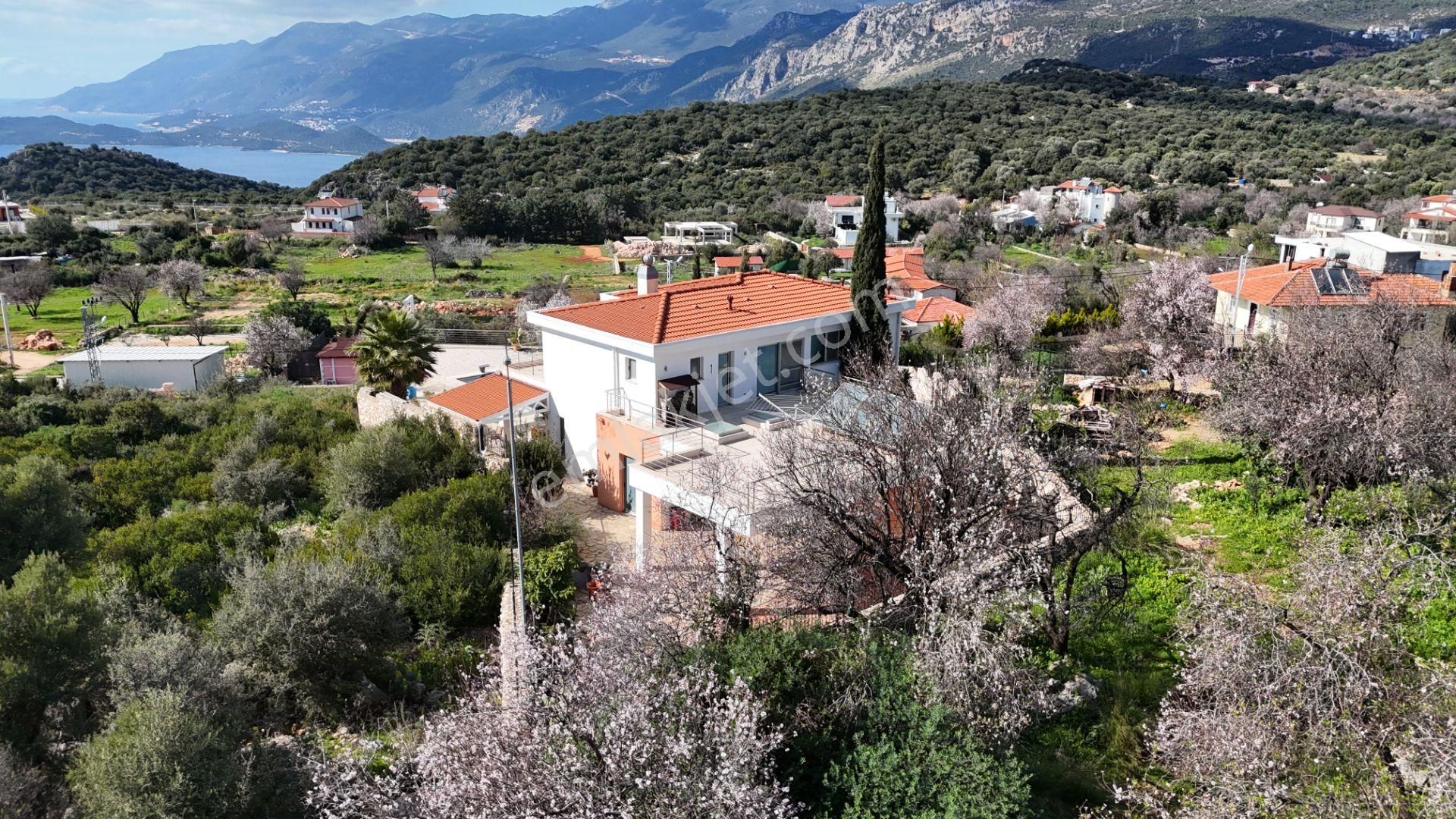 Kaş Bayındır Açık Deniz Ve Meis Adası Manzaralı İskanlı Villa - Görsel 15