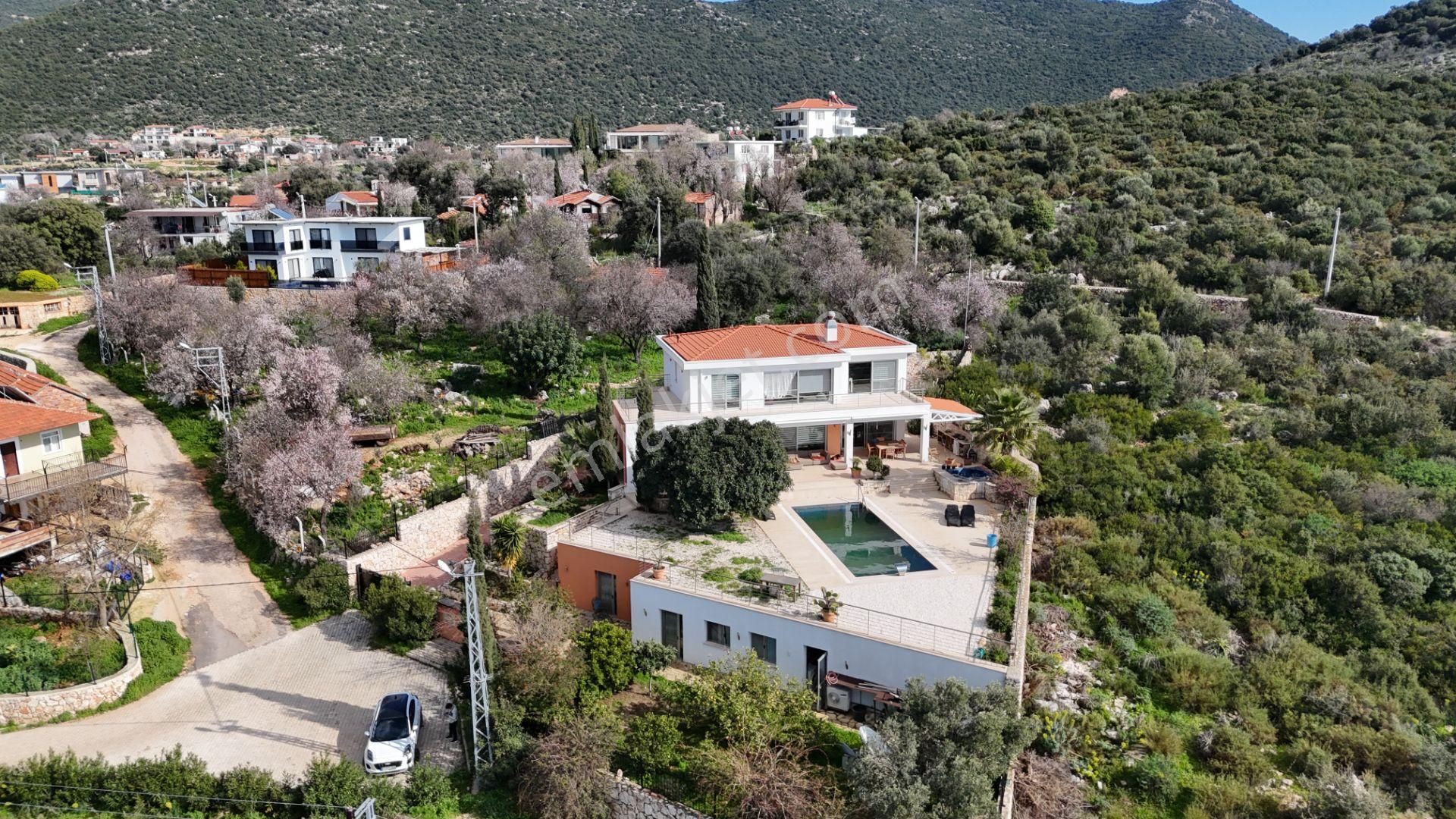 Kaş Bayındır Açık Deniz Ve Meis Adası Manzaralı İskanlı Villa - Görsel 7