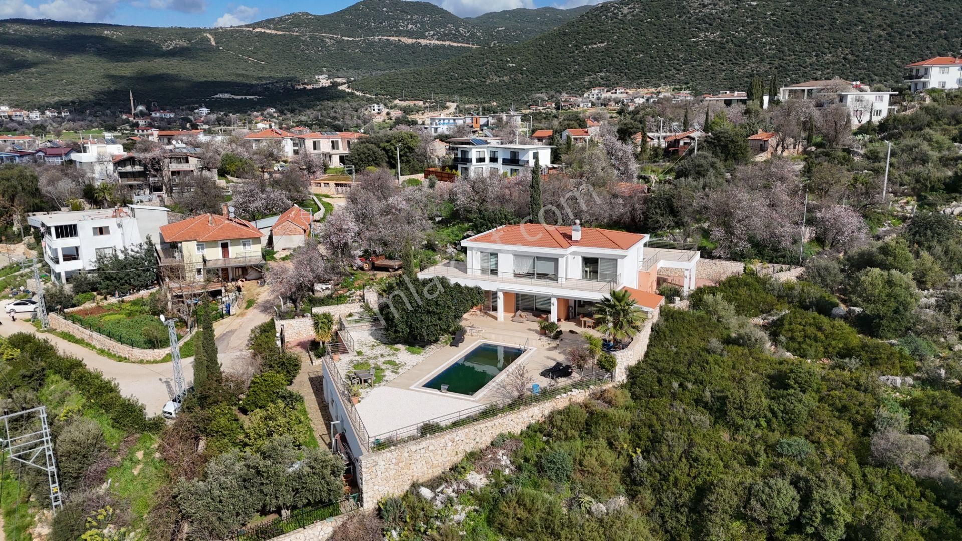 Kaş Bayındır Açık Deniz Ve Meis Adası Manzaralı İskanlı Villa - Görsel 9
