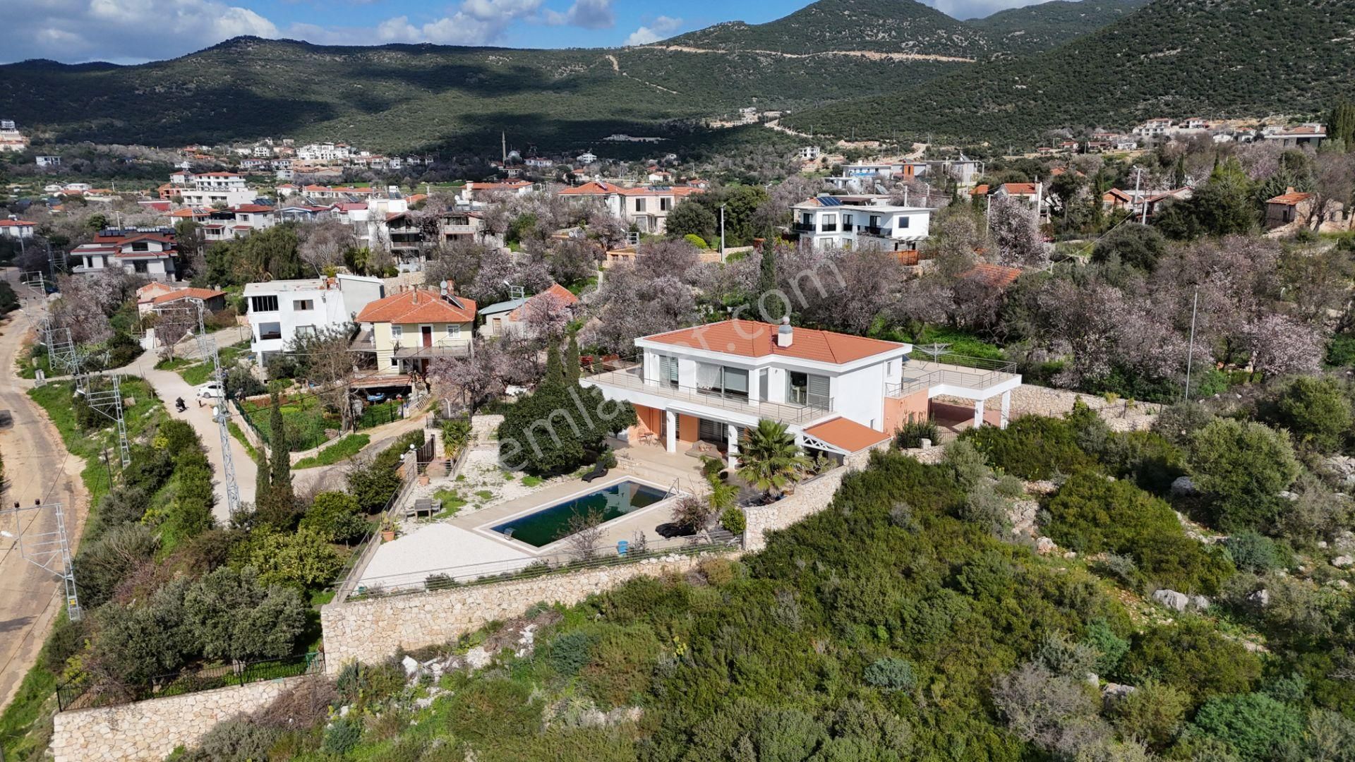 Kaş Bayındır Açık Deniz Ve Meis Adası Manzaralı İskanlı Villa - Görsel 11