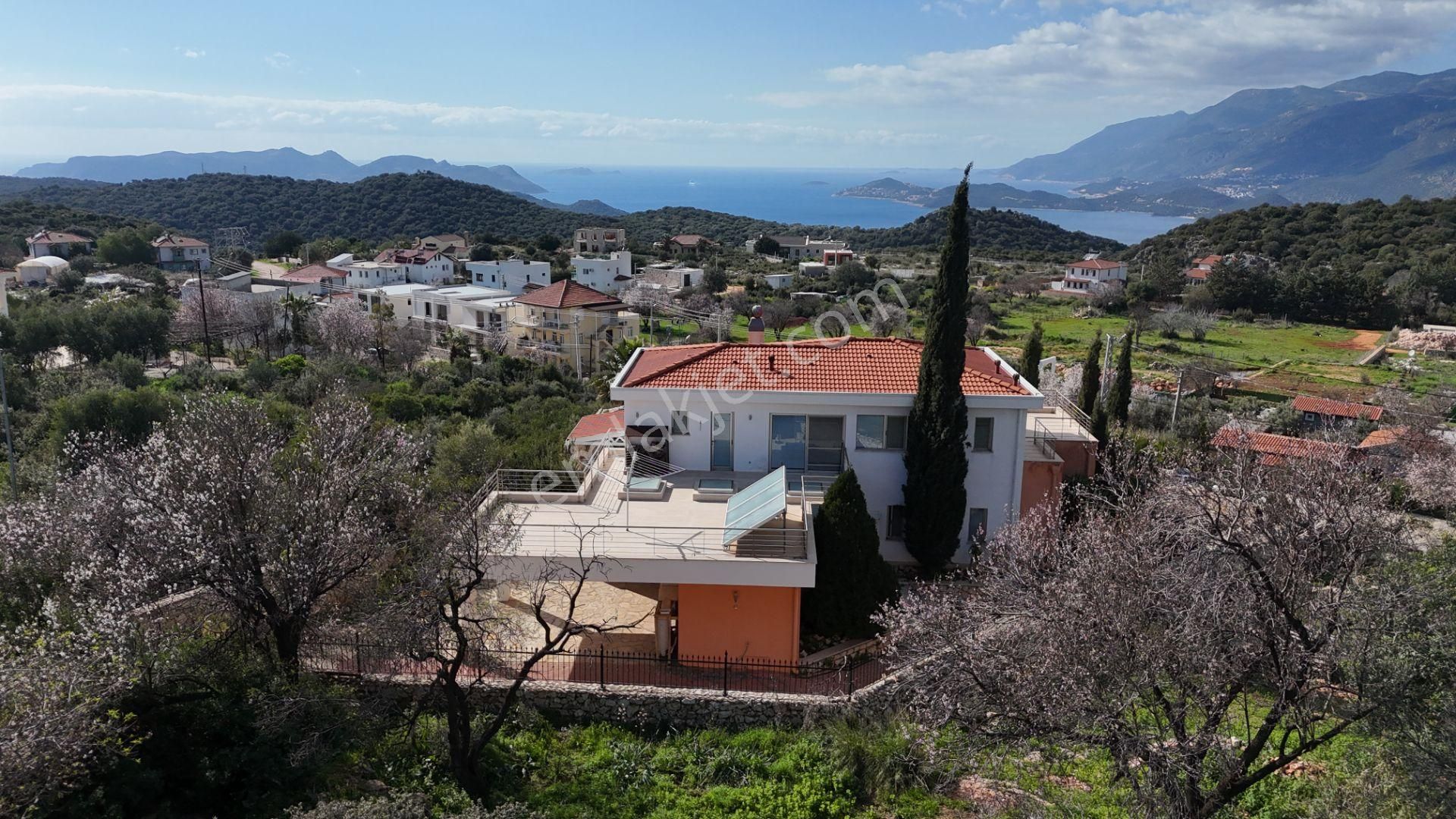 Kaş Bayındır Açık Deniz Ve Meis Adası Manzaralı İskanlı Villa - Görsel 17