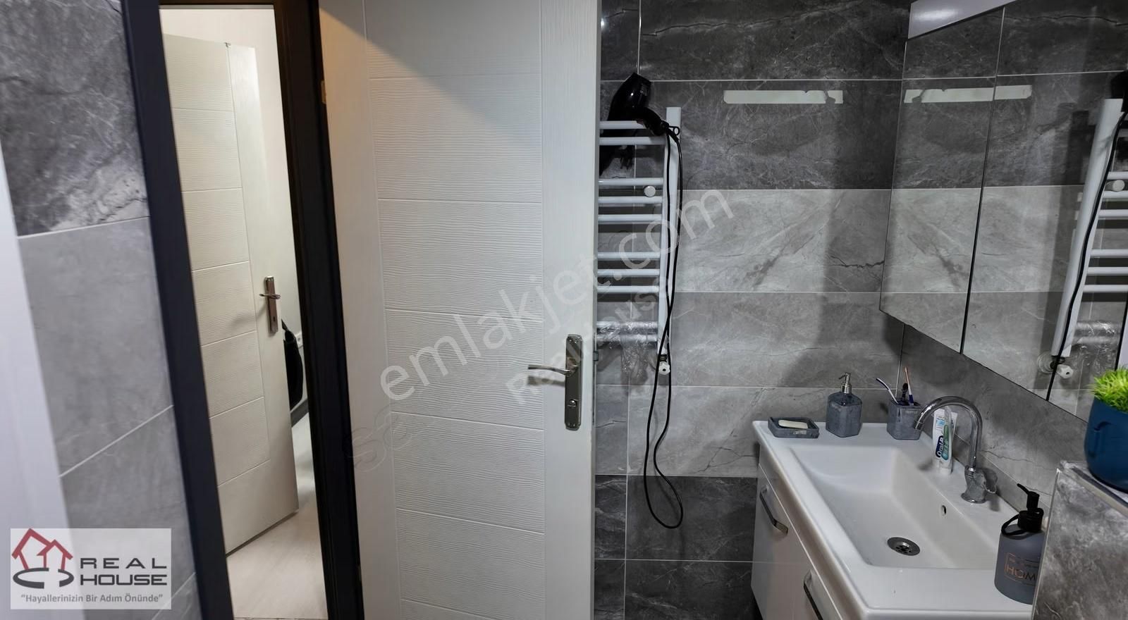 Avcılar Merkezde Metrobüse 2 Dk. Yatırıma Uygun 1+1 Satılık - Görsel 10