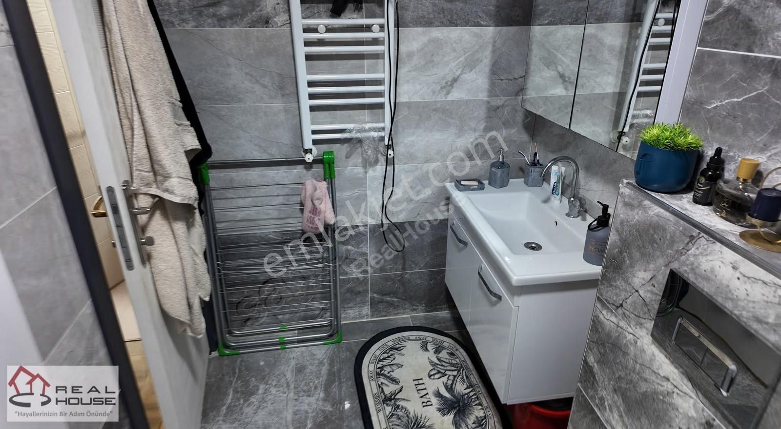 Avcılar Merkezde Metrobüse 2 Dk. Yatırıma Uygun 1+1 Satılık - Görsel 5