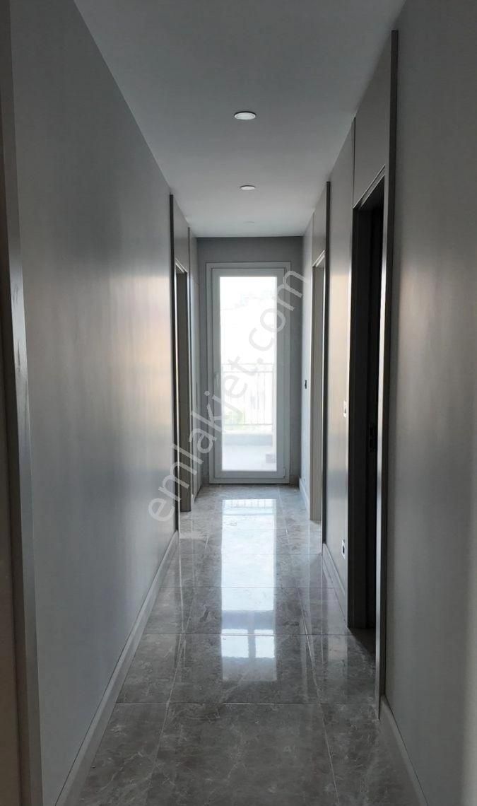 Referans Beylikdüzünde Peyzaj Cephe Sıfır Satılık 3+1 Daire - Görsel 22