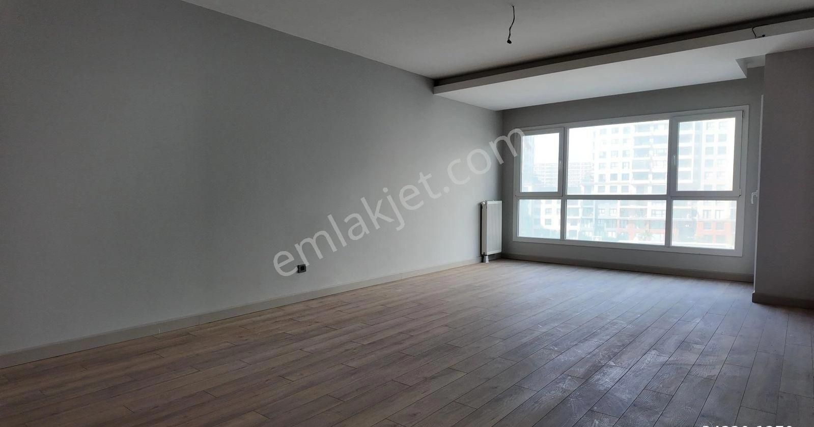 Referans Beylikdüzünde Peyzaj Cephe Sıfır Satılık 3+1 Daire