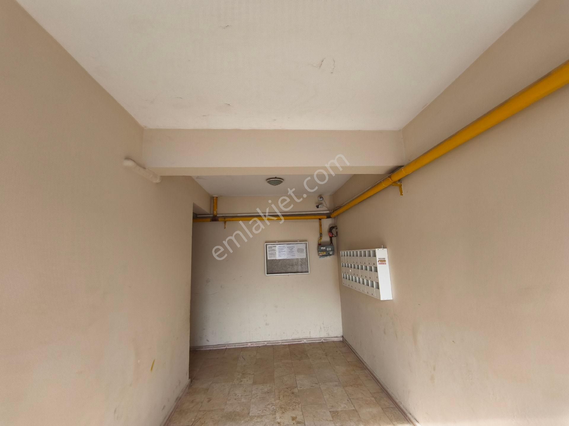 Rt Safir'den Koza Caddesinde Eşyalı Fırsat Daire - Görsel 19