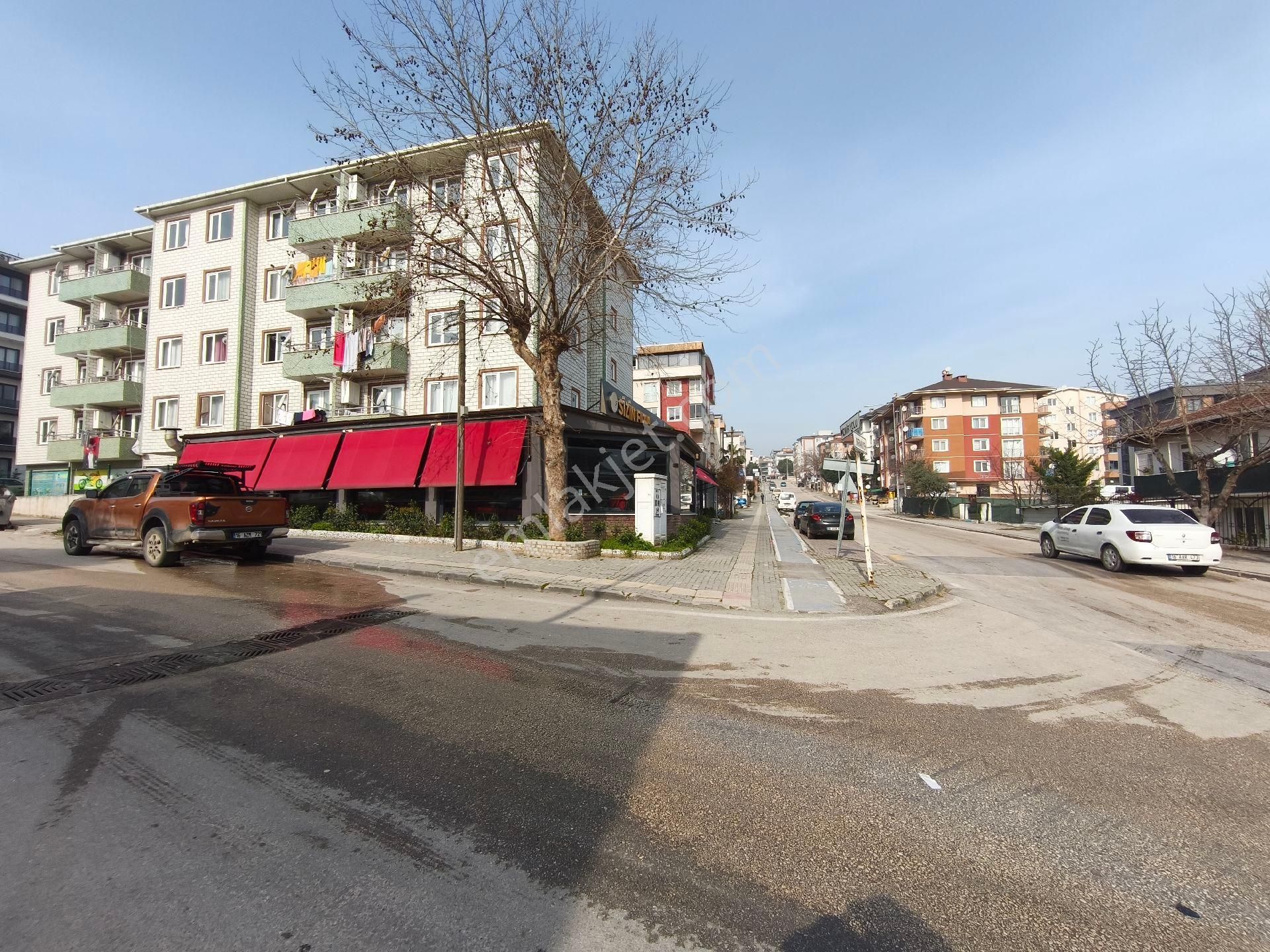 Rt Safir'den Koza Caddesinde Eşyalı Fırsat Daire - Görsel 4