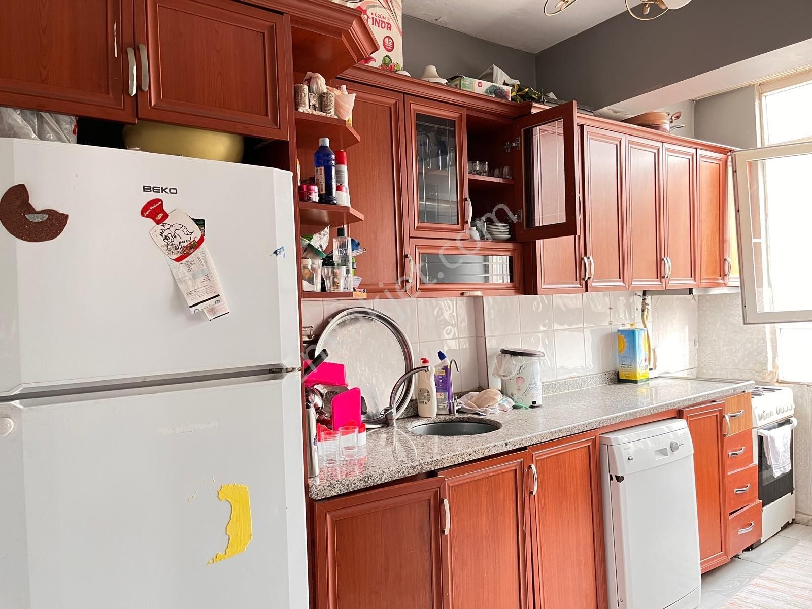 Huzurevleri Cami Köşesi 2+1 Acil Satılık Daire