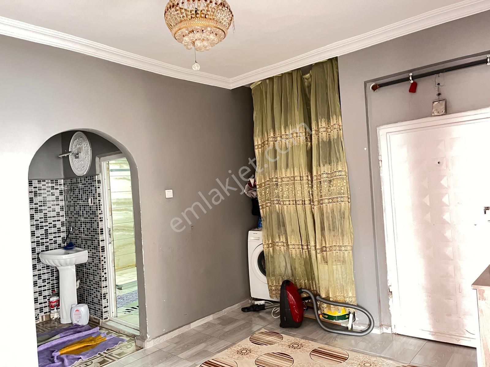 Huzurevleri Cami Köşesi 2+1 Acil Satılık Daire - Görsel 5