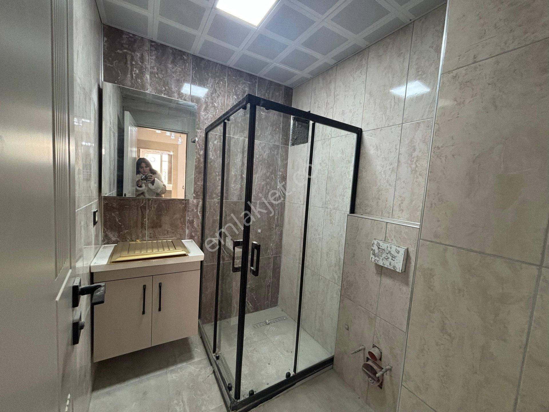 Araştırma Civar Agc Yapıda 2,5+1 Satılık Sıfır Lüks Daire - Görsel 14