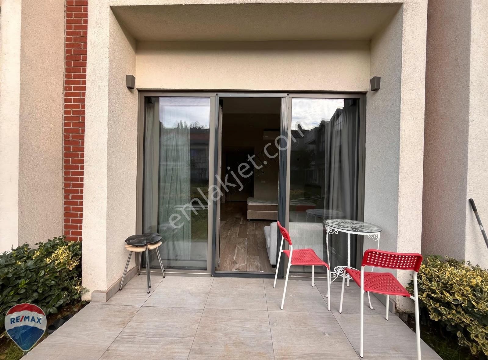 Remax Mavi'den Cadde54'de Kiralık 1+0 Bahçeli Eşyalı Daire - Görsel 2