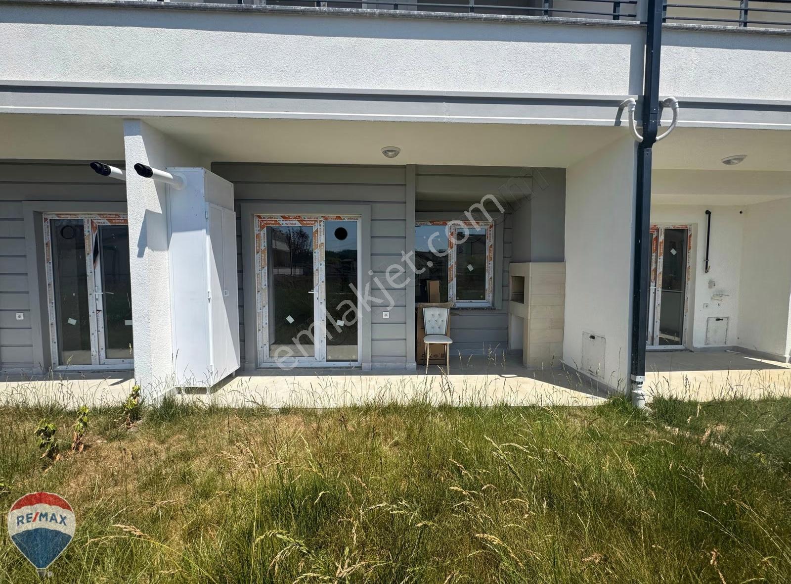 Cebecide Sıfır 3+1 Müstakil Bahçeli Dubleks Remax Mavi'den