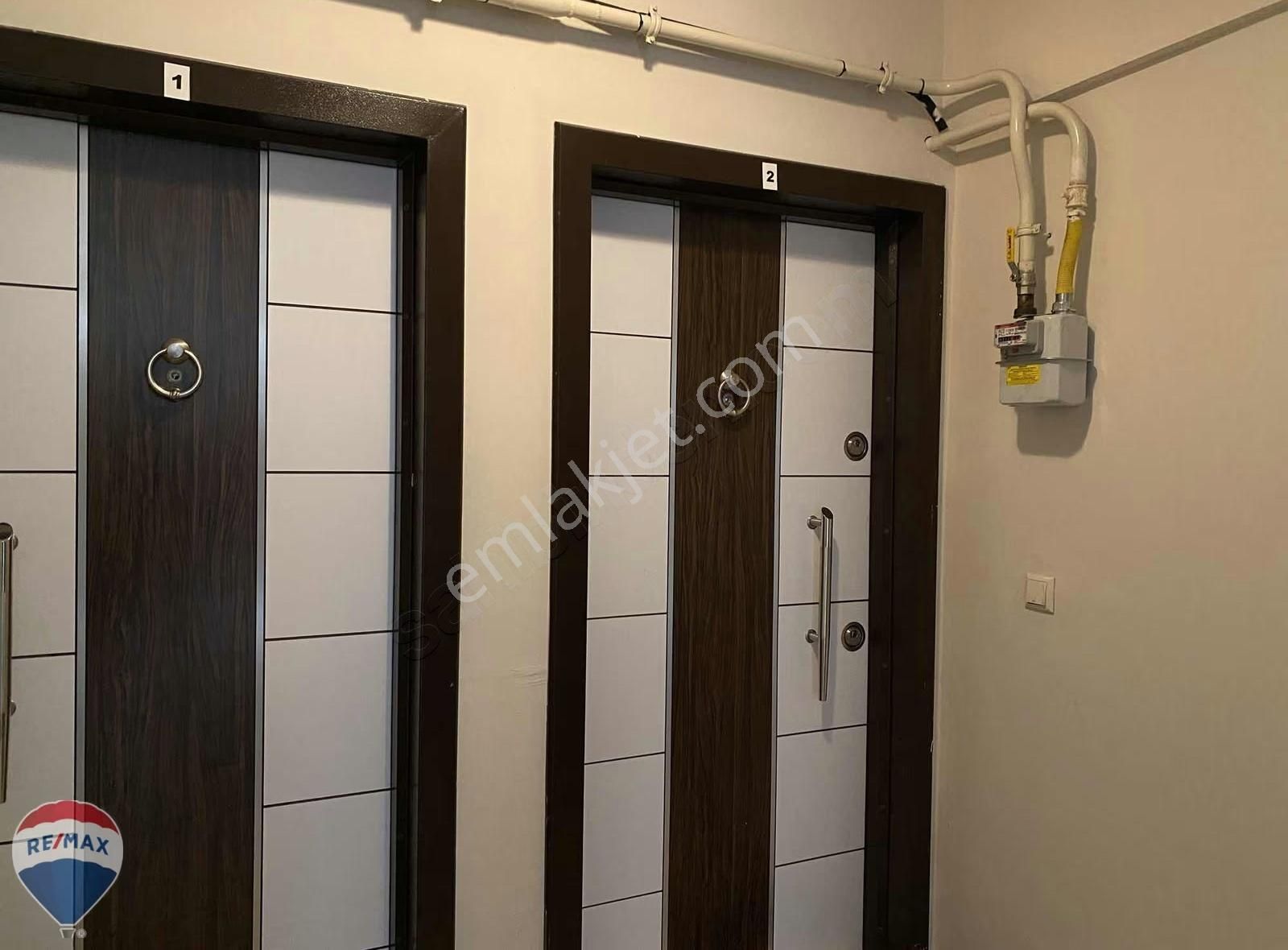 Barış Sitesi 3+1 Daire Net 130 M² | Yatırımlık Ve Konforlu - Görsel 2