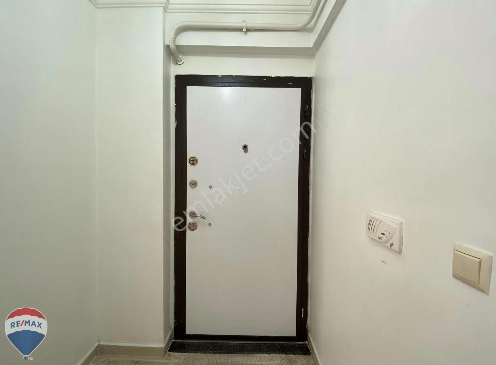 Barış Sitesi 3+1 Daire Net 130 M² | Yatırımlık Ve Konforlu - Görsel 5