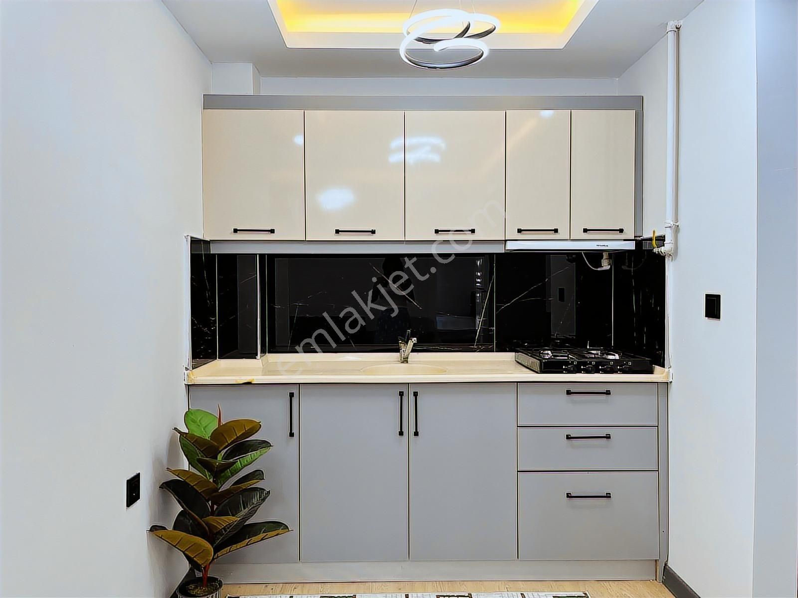 Yaşam Gayrimenkulden Aile Tipi 2+1 Eşyalı Kiralık Daire - Görsel 3