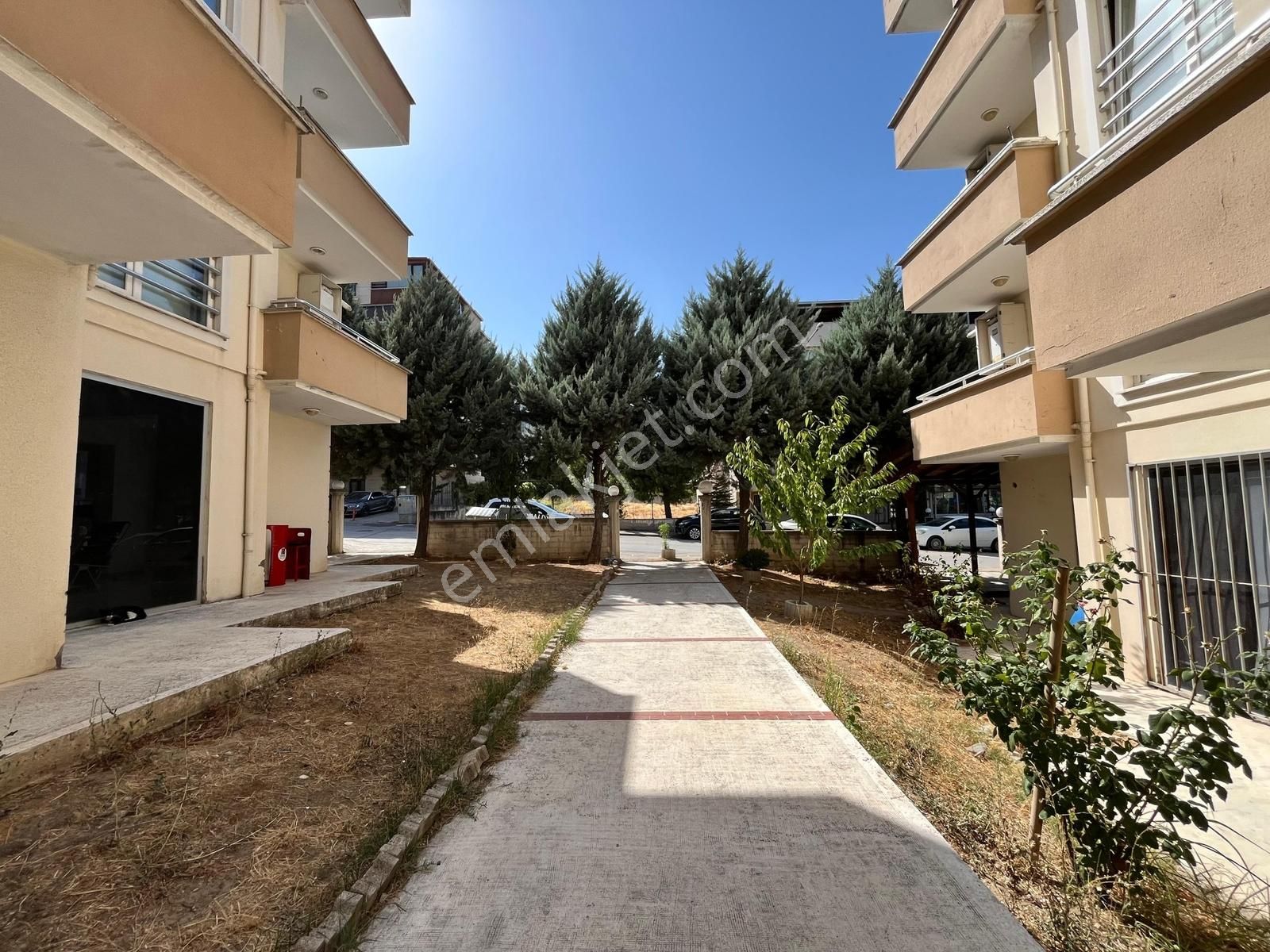 Yaşam Gayrimenkulden Aile Tipi 2+1 Eşyalı Kiralık Daire - Görsel 11