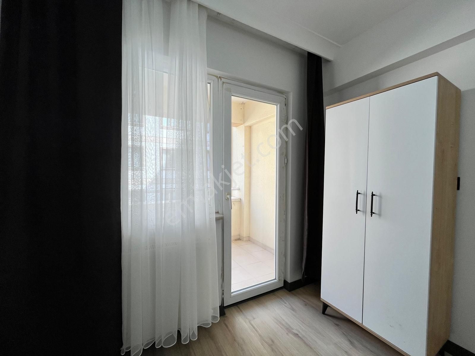 Yaşam Gayrimenkulden Aile Tipi 2+1 Eşyalı Kiralık Daire - Görsel 31