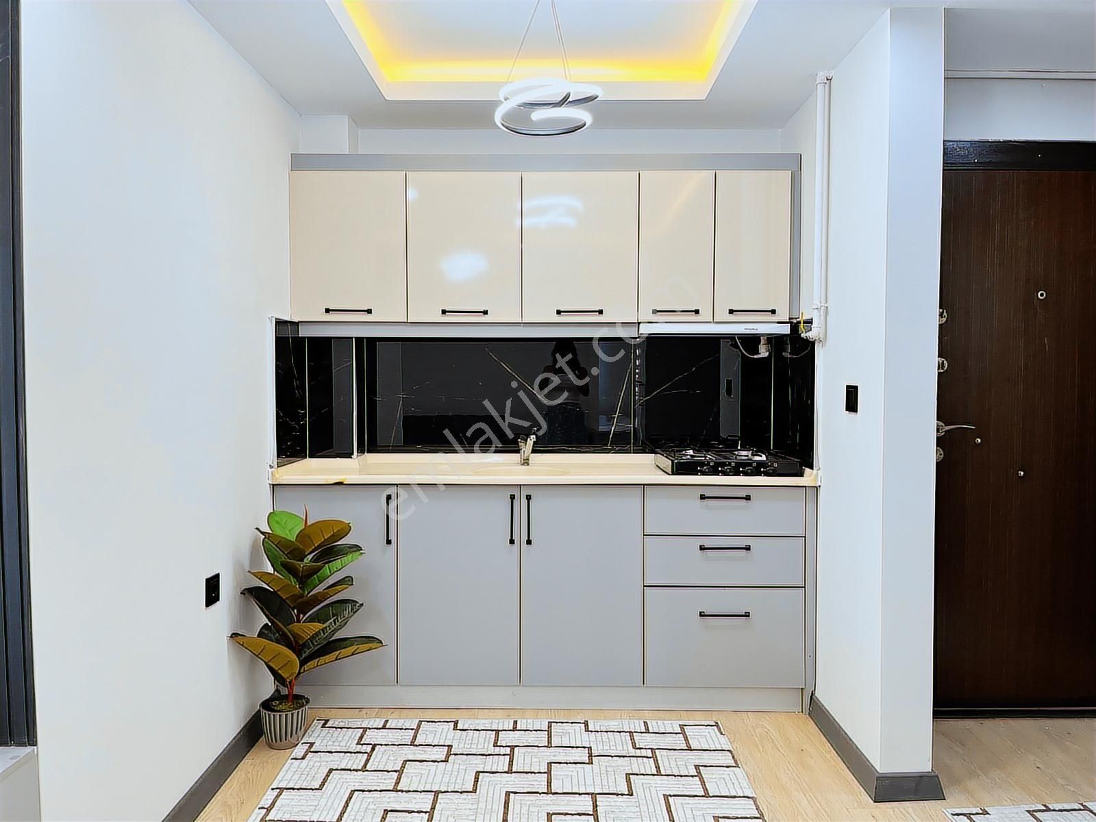 Yaşam Gayrimenkulden Aile Tipi 2+1 Eşyalı Kiralık Daire - Görsel 20