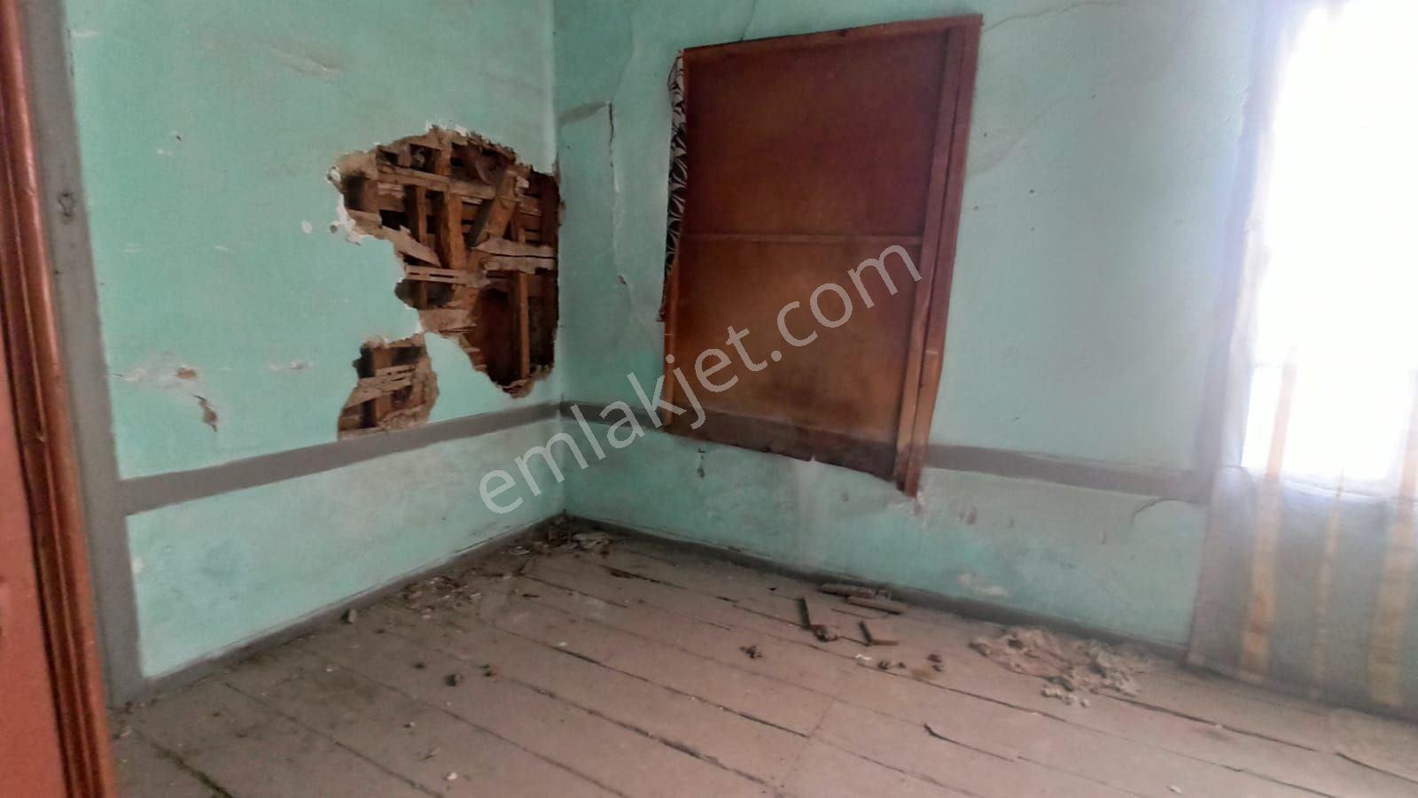 Kuşadası Camiatik Mh.hibe Kullanılabilecek Tarihi Taş Ev - Görsel 16