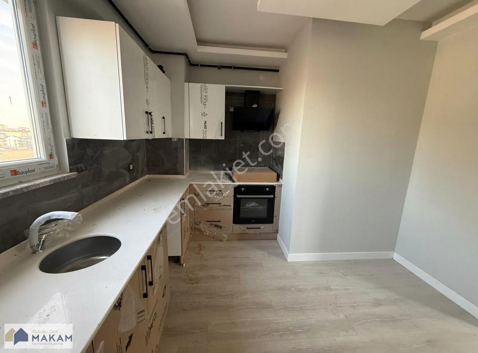 Beyhekim Mah. Şafak Cad. Yakını Kiralık 1+1 Daire - Görsel 8